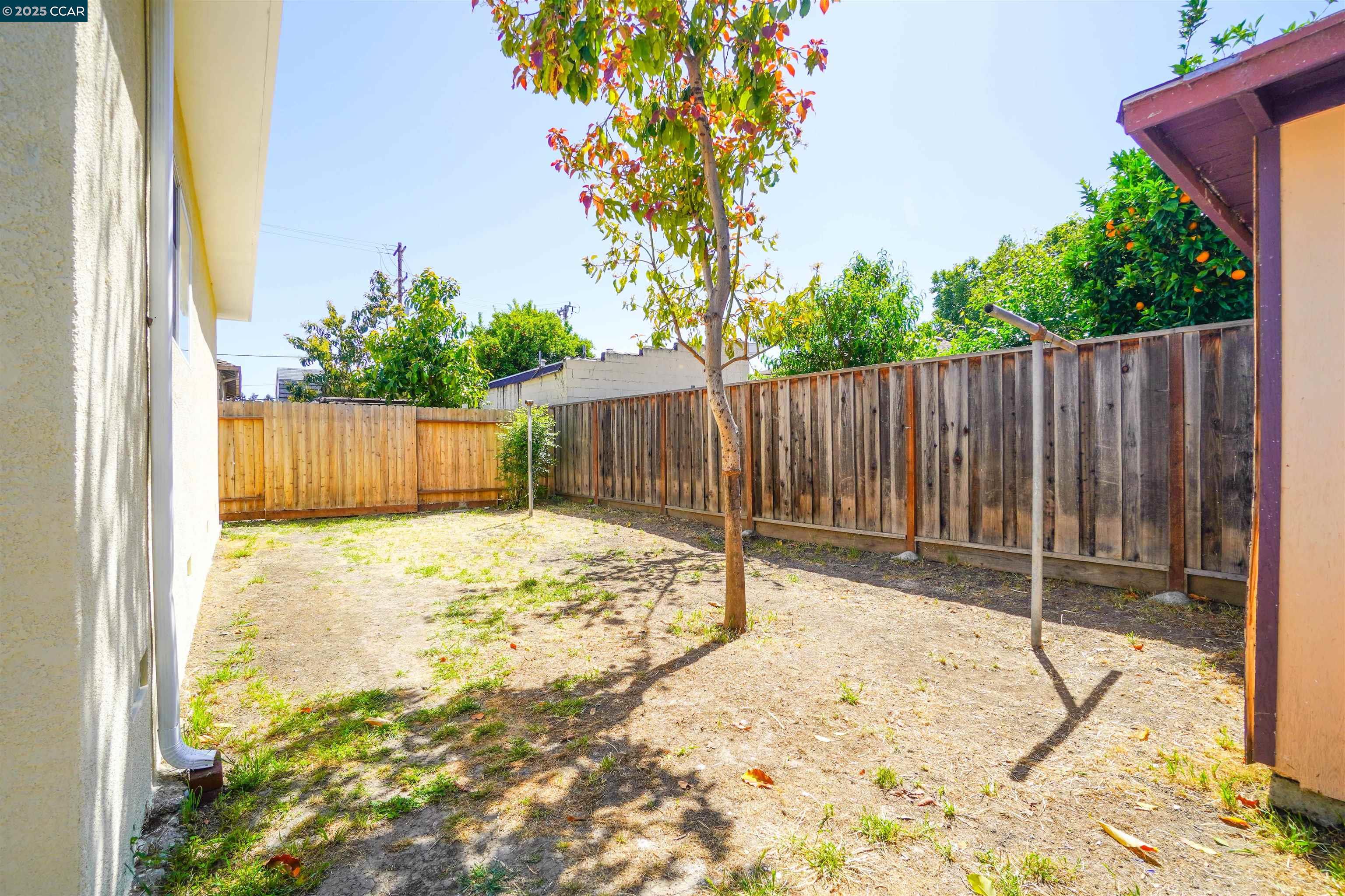 16829 Daryl Ave, San Lorenzo, California 94580, 5 Bedrooms Bedrooms, 7 Rooms Rooms,2 BathroomsBathrooms,Residential,For Sale,16829 Daryl Ave,41097512