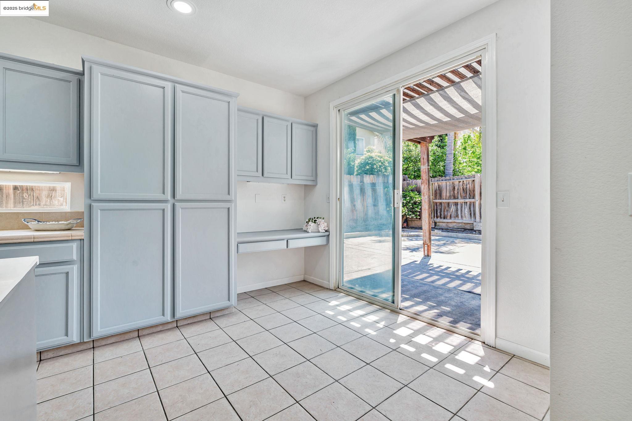 Detail Gallery Image 16 of 50 For 1261 King Loop, Tracy,  CA 95377 - 5 Beds | 3 Baths