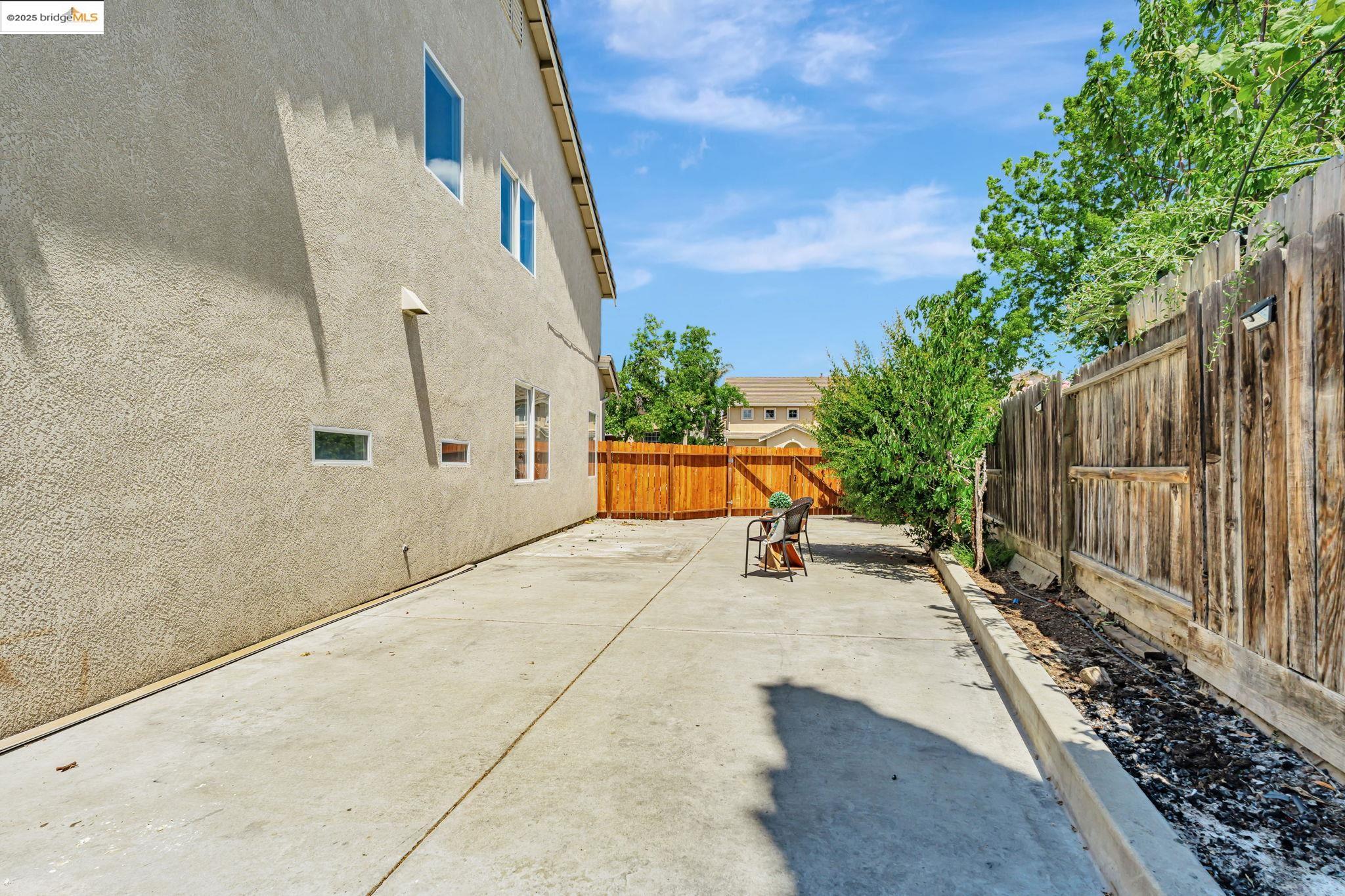 Detail Gallery Image 48 of 50 For 1261 King Loop, Tracy,  CA 95377 - 5 Beds | 3 Baths