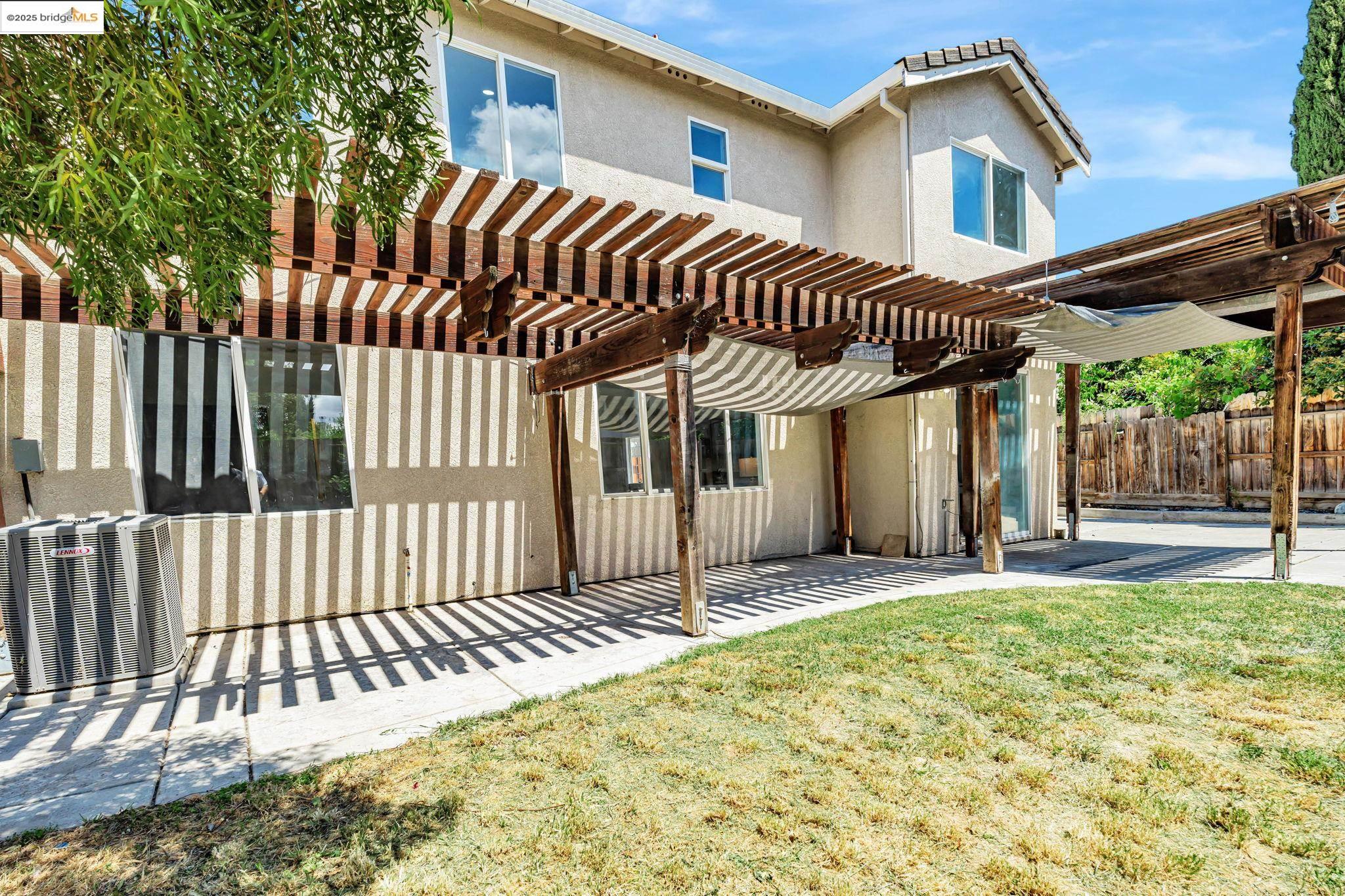 Detail Gallery Image 50 of 50 For 1261 King Loop, Tracy,  CA 95377 - 5 Beds | 3 Baths