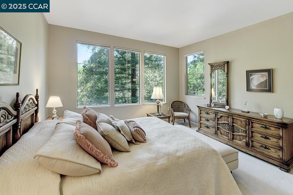 5910 Horsemans Canyon Dr # 5A, Walnut Creek, California 94595, 2 Bedrooms Bedrooms, 8 Rooms Rooms,2 BathroomsBathrooms,Residential,For Sale,5910 Horsemans Canyon Dr # 5A,41097516