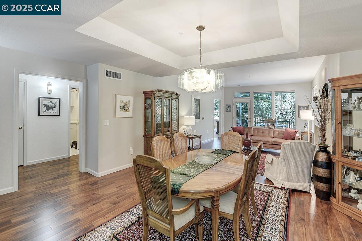 5910 Horsemans Canyon Dr # 5A, Walnut Creek, California 94595, 2 Bedrooms Bedrooms, 8 Rooms Rooms,2 BathroomsBathrooms,Residential,For Sale,5910 Horsemans Canyon Dr # 5A,41097516