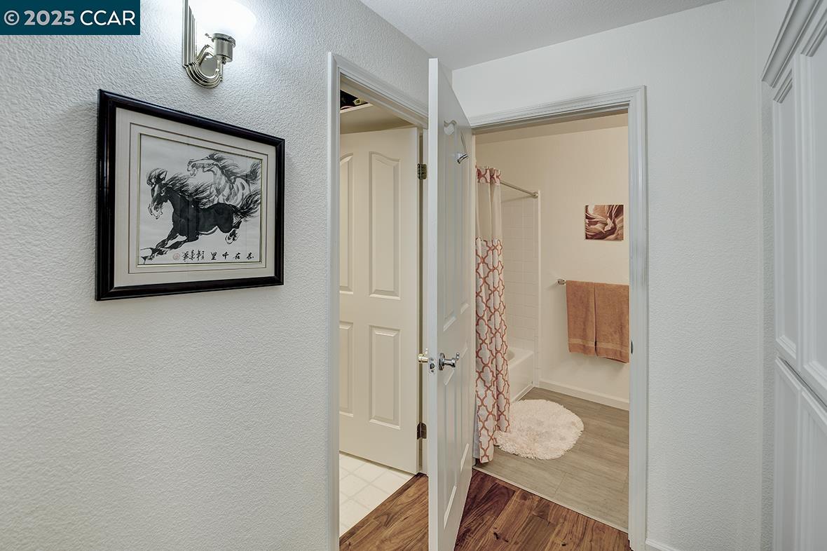 5910 Horsemans Canyon Dr # 5A, Walnut Creek, California 94595, 2 Bedrooms Bedrooms, 8 Rooms Rooms,2 BathroomsBathrooms,Residential,For Sale,5910 Horsemans Canyon Dr # 5A,41097516
