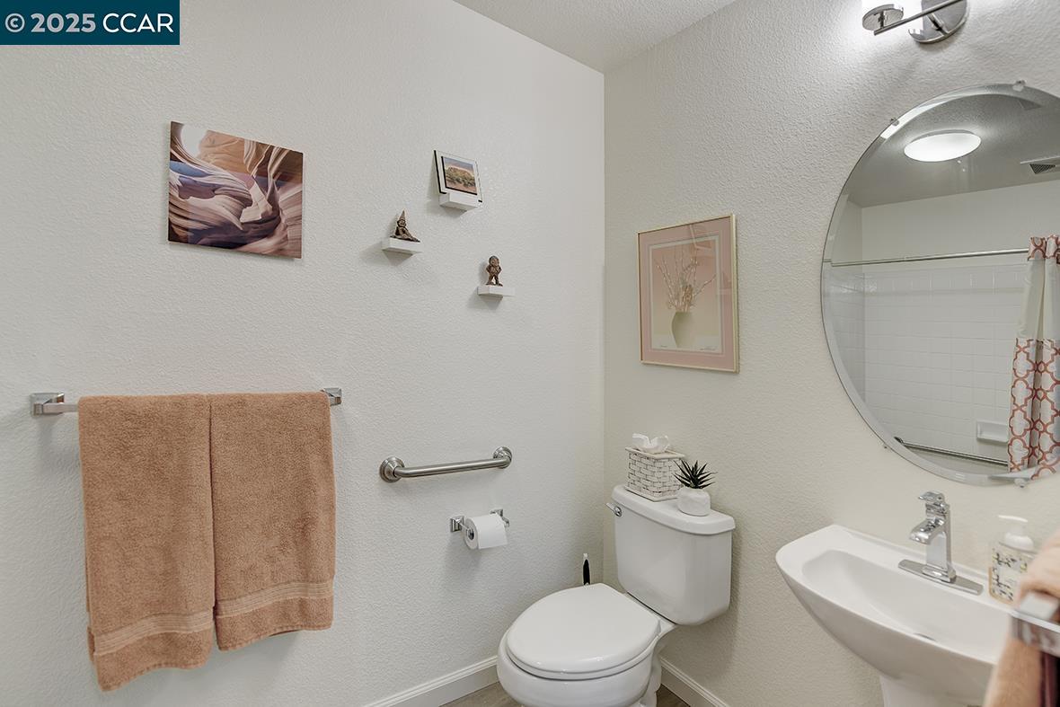 5910 Horsemans Canyon Dr # 5A, Walnut Creek, California 94595, 2 Bedrooms Bedrooms, 8 Rooms Rooms,2 BathroomsBathrooms,Residential,For Sale,5910 Horsemans Canyon Dr # 5A,41097516