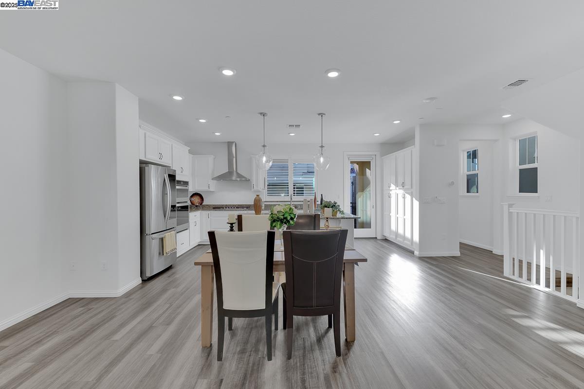 24156 Amaranth Loop, Hayward, California 94541, 3 Bedrooms Bedrooms, 5 Rooms Rooms,3 BathroomsBathrooms,Residential,For Sale,24156 Amaranth Loop,41097518