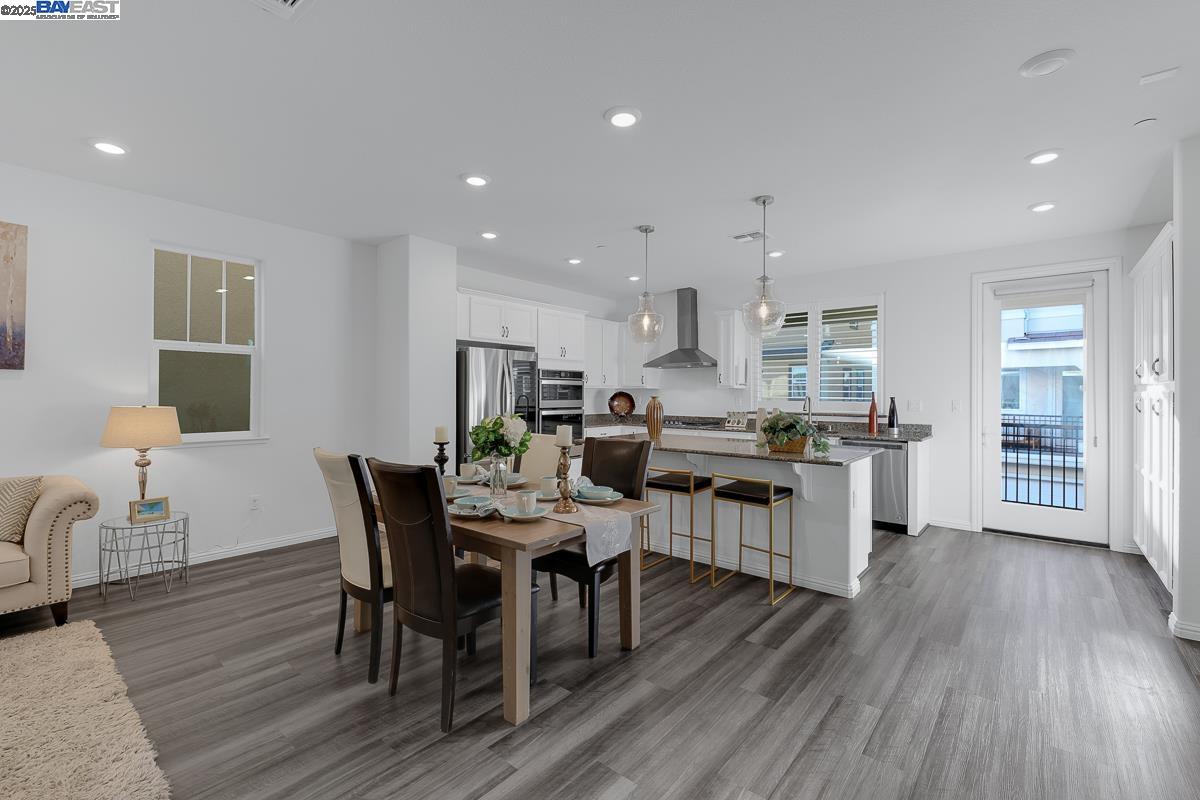 24156 Amaranth Loop, Hayward, California 94541, 3 Bedrooms Bedrooms, 5 Rooms Rooms,3 BathroomsBathrooms,Residential,For Sale,24156 Amaranth Loop,41097518