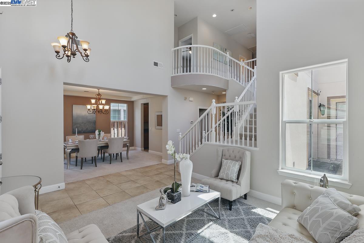 Detail Gallery Image 12 of 60 For 626 W La Canada Ave, Mountain House,  CA 95391 - 4 Beds | 2/1 Baths