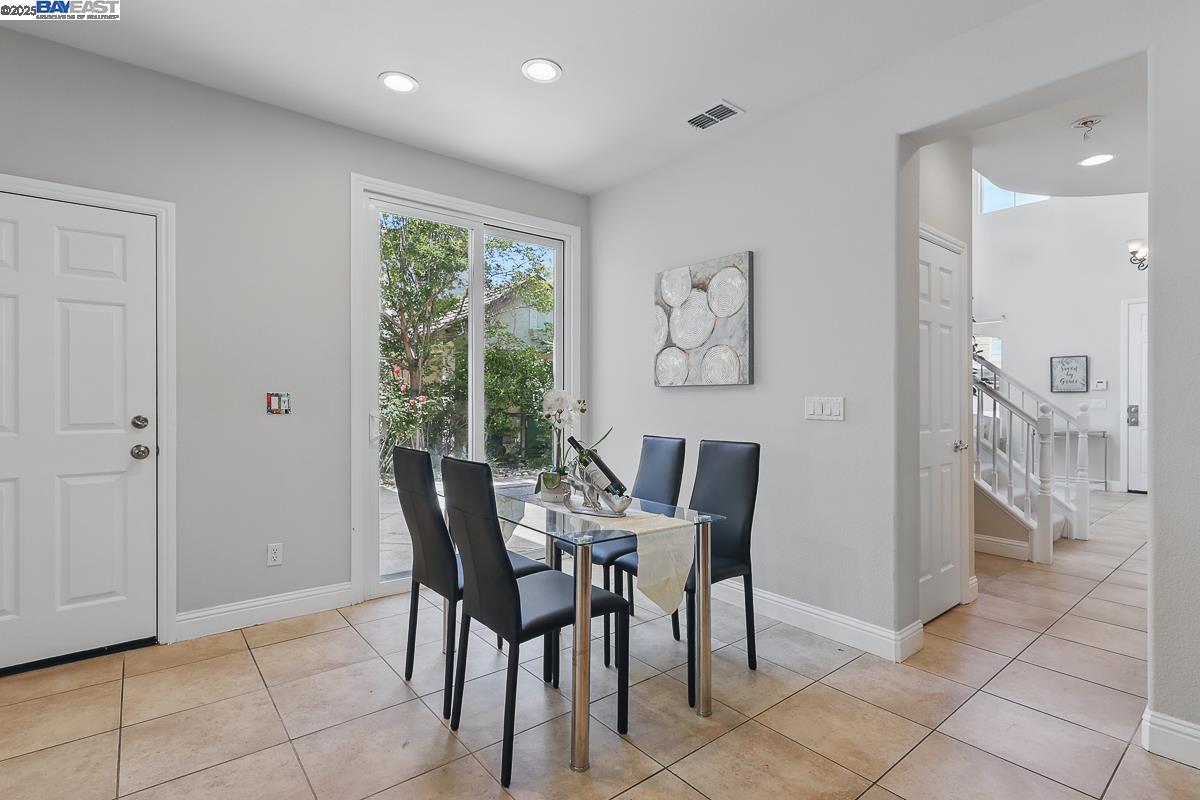 Detail Gallery Image 21 of 60 For 626 W La Canada Ave, Mountain House,  CA 95391 - 4 Beds | 2/1 Baths