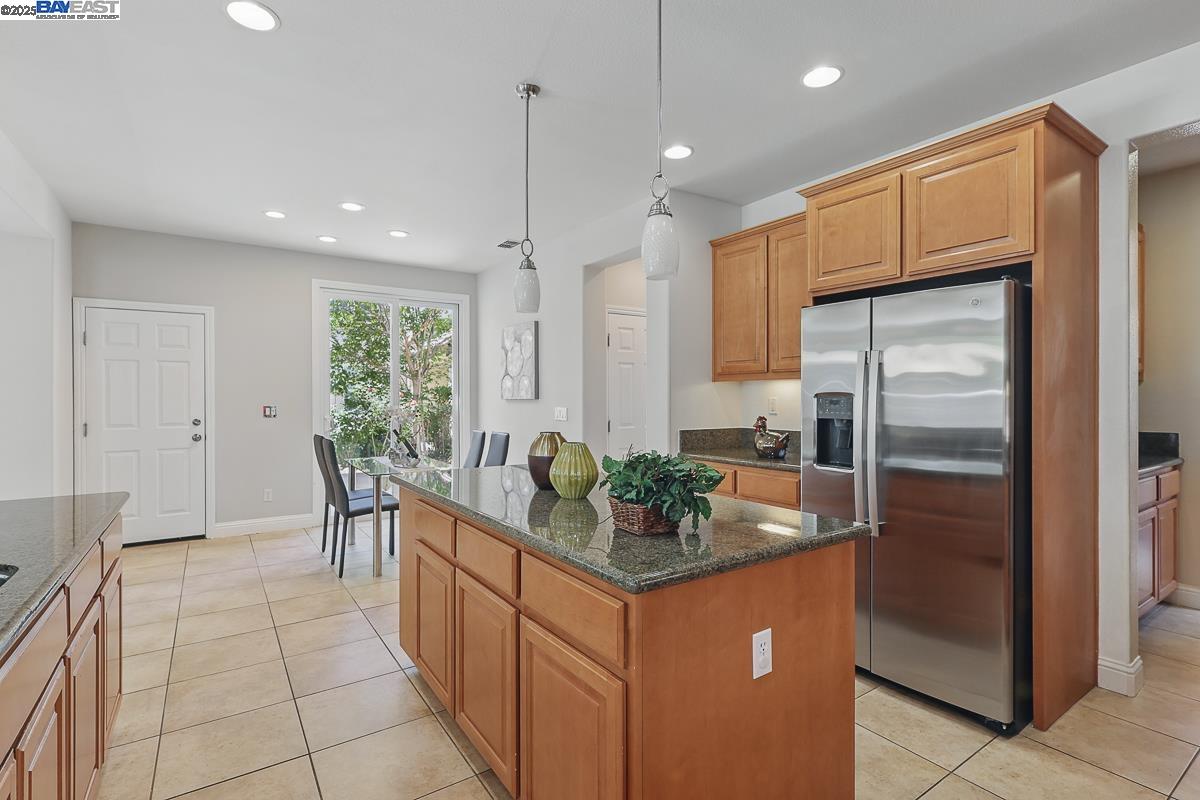 Detail Gallery Image 29 of 60 For 626 W La Canada Ave, Mountain House,  CA 95391 - 4 Beds | 2/1 Baths