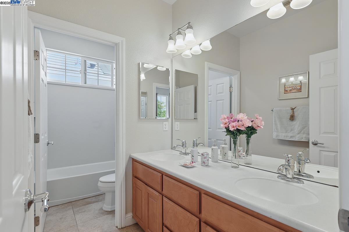 Detail Gallery Image 43 of 60 For 626 W La Canada Ave, Mountain House,  CA 95391 - 4 Beds | 2/1 Baths