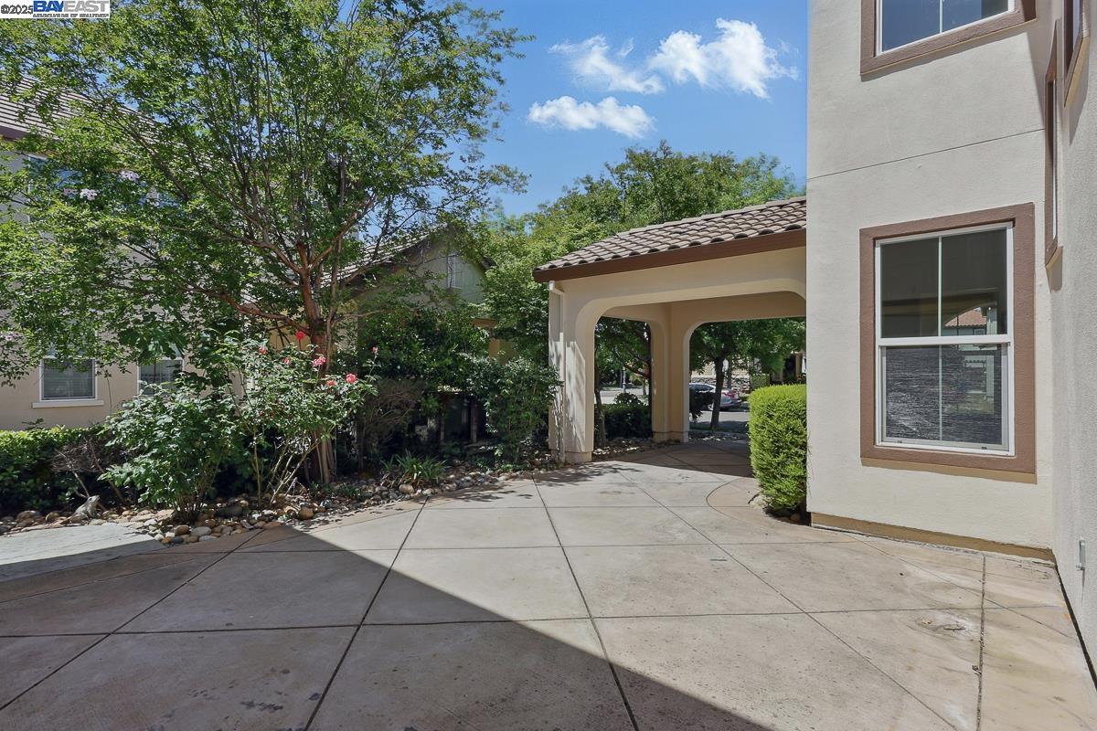 Detail Gallery Image 7 of 60 For 626 W La Canada Ave, Mountain House,  CA 95391 - 4 Beds | 2/1 Baths