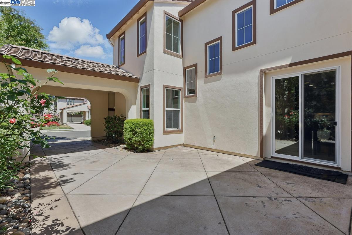 Detail Gallery Image 8 of 60 For 626 W La Canada Ave, Mountain House,  CA 95391 - 4 Beds | 2/1 Baths