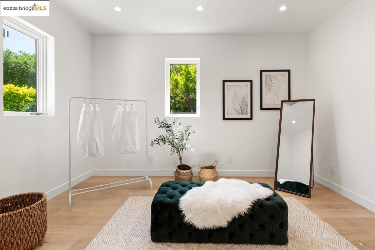 Detail Gallery Image 34 of 60 For 1449 Grizzly Peak Blvd, Berkeley,  CA 94708 - 5 Beds | 4 Baths
