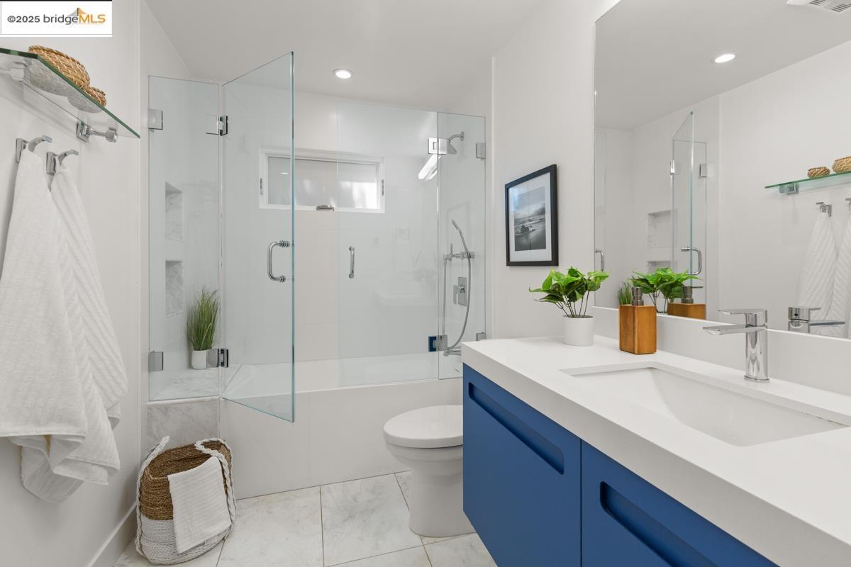 Detail Gallery Image 40 of 60 For 1449 Grizzly Peak Blvd, Berkeley,  CA 94708 - 5 Beds | 4 Baths