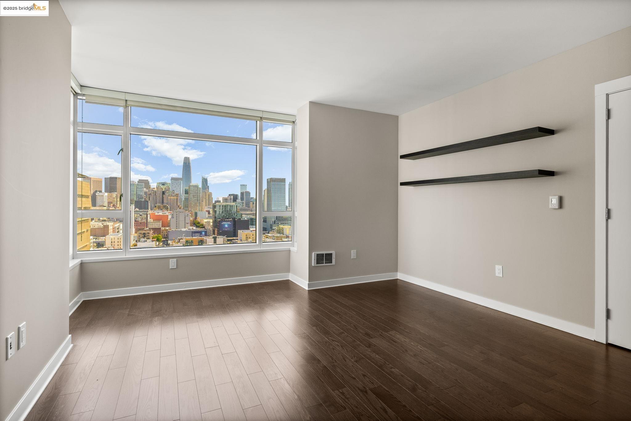 1160 Mission St # 2010, San Francisco, California 94103, 1 Bedroom Bedrooms, 3 Rooms Rooms,1 BathroomBathrooms,Residential,For Sale,1160 Mission St # 2010,41097523