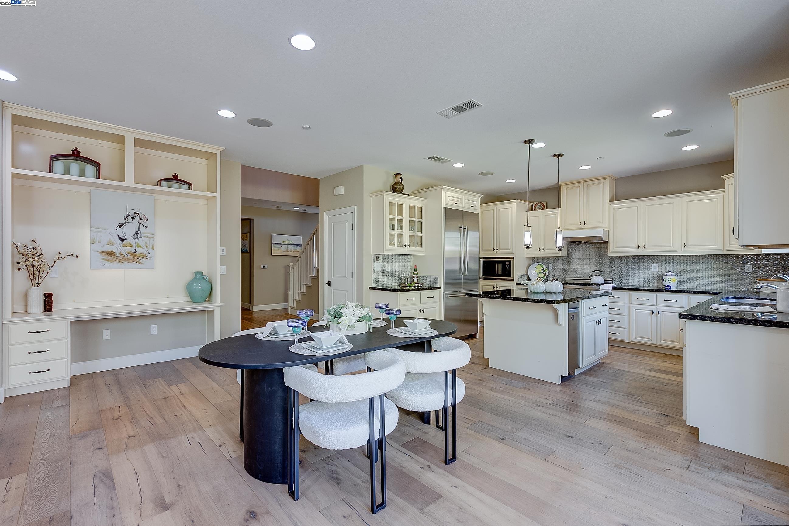 Detail Gallery Image 28 of 60 For 3956 Jordan Ranch Dr, Dublin,  CA 94568 - 5 Beds | 3 Baths