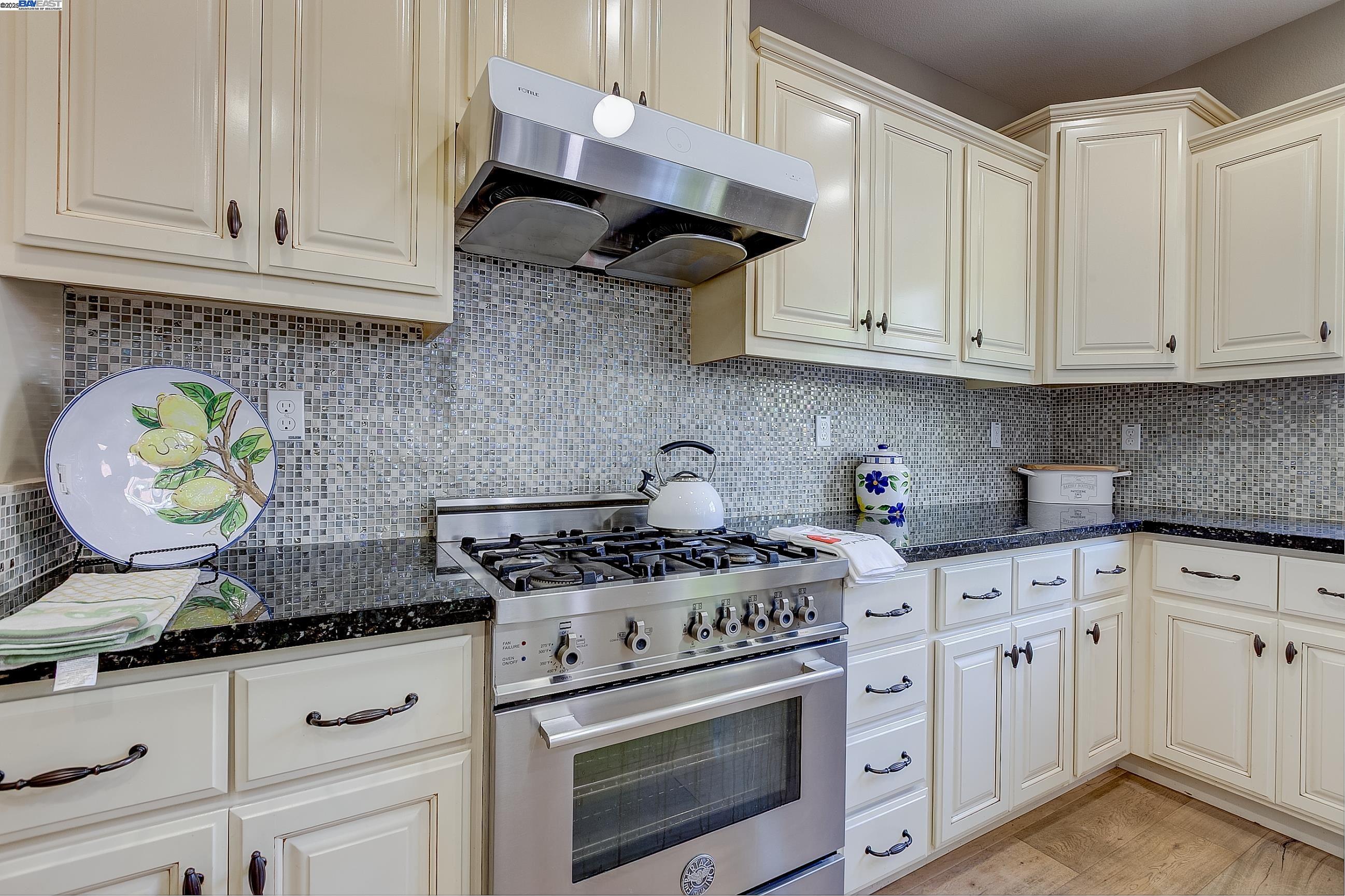 Detail Gallery Image 36 of 60 For 3956 Jordan Ranch Dr, Dublin,  CA 94568 - 5 Beds | 3 Baths