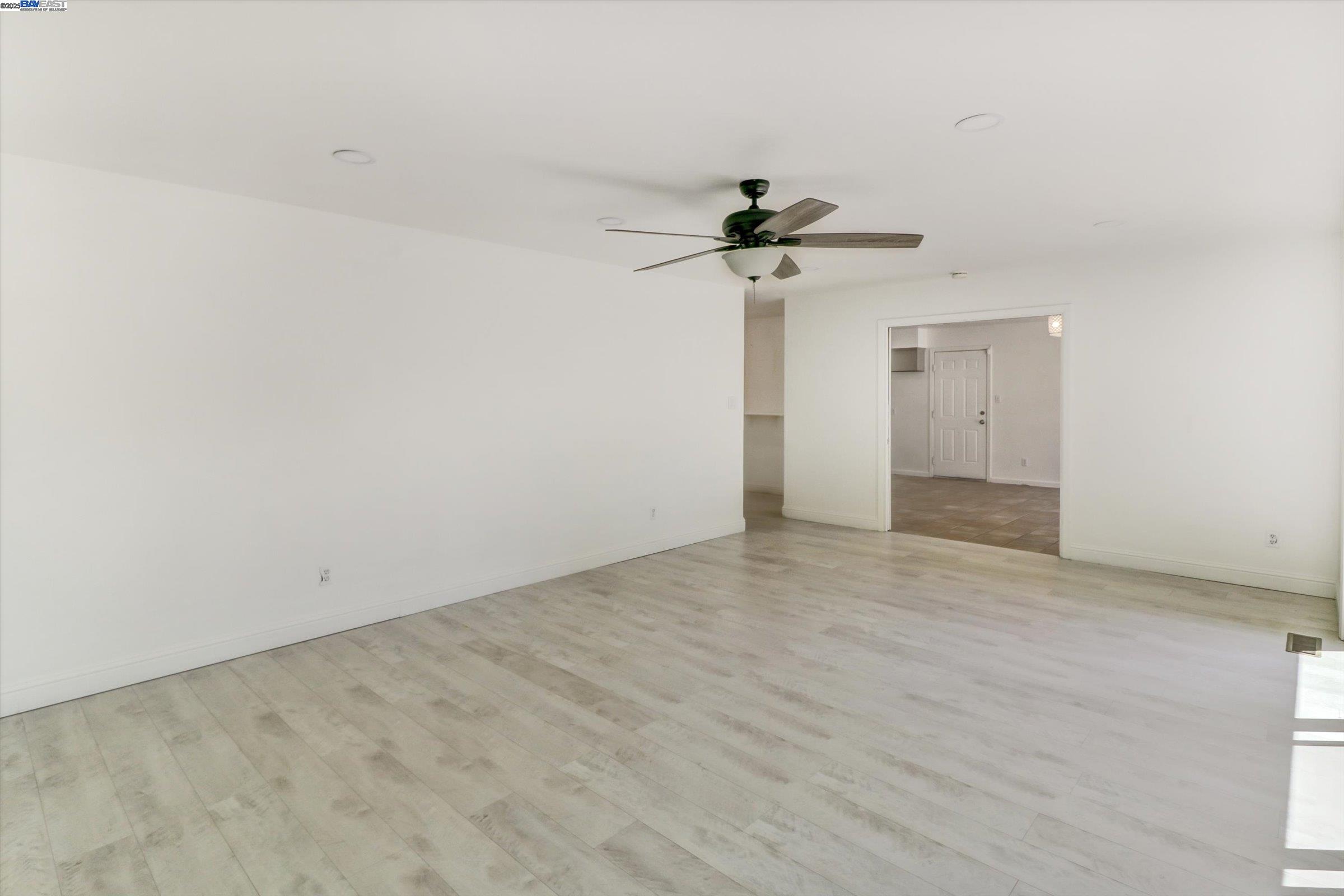 Detail Gallery Image 20 of 25 For 3524 Longview Rd, Antioch,  CA 94509 - 4 Beds | 2 Baths