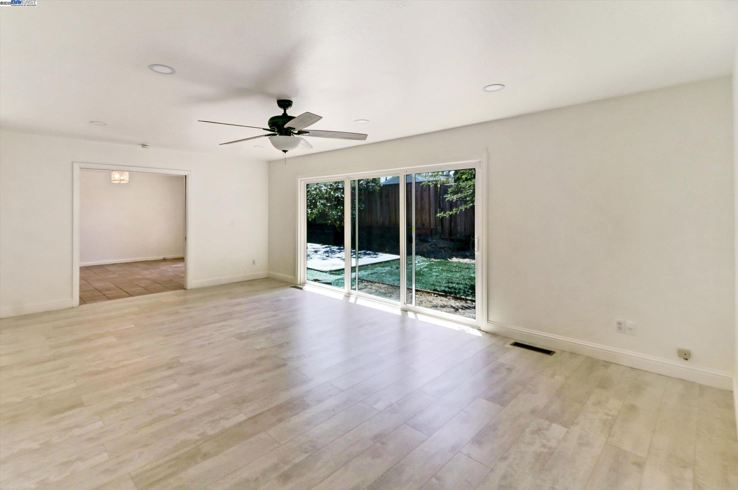 Detail Gallery Image 21 of 25 For 3524 Longview Rd, Antioch,  CA 94509 - 4 Beds | 2 Baths