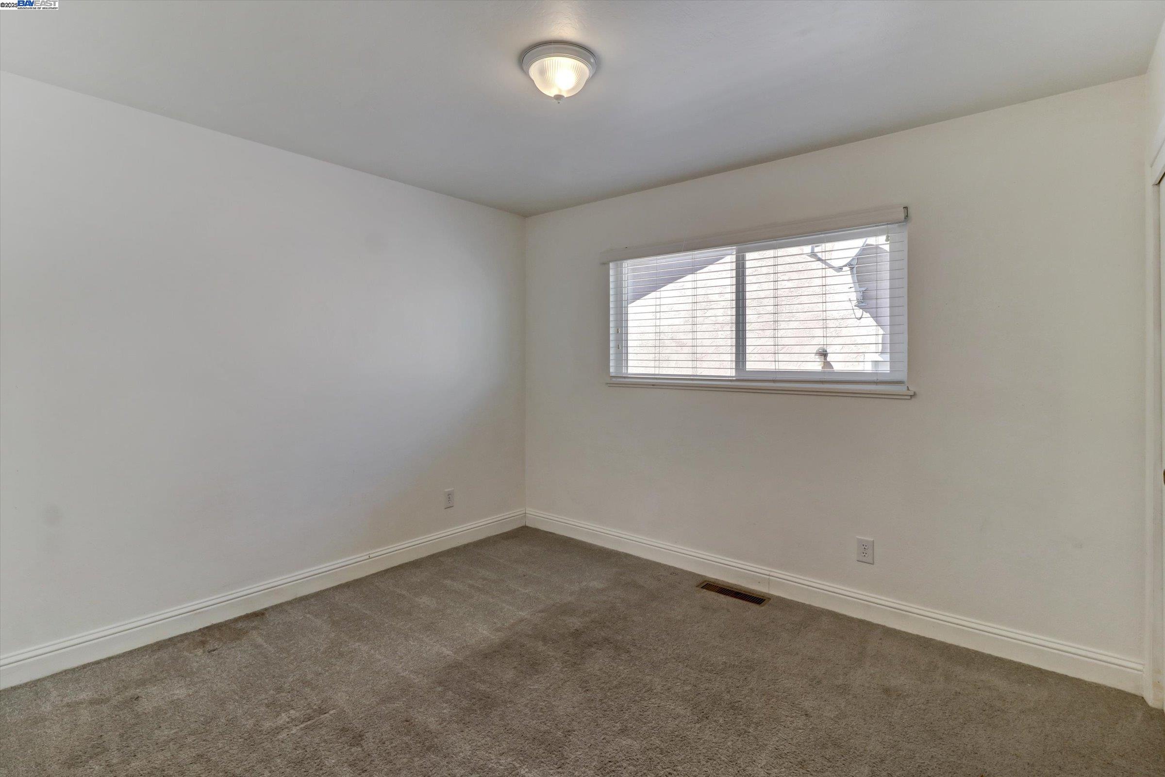 Detail Gallery Image 8 of 25 For 3524 Longview Rd, Antioch,  CA 94509 - 4 Beds | 2 Baths