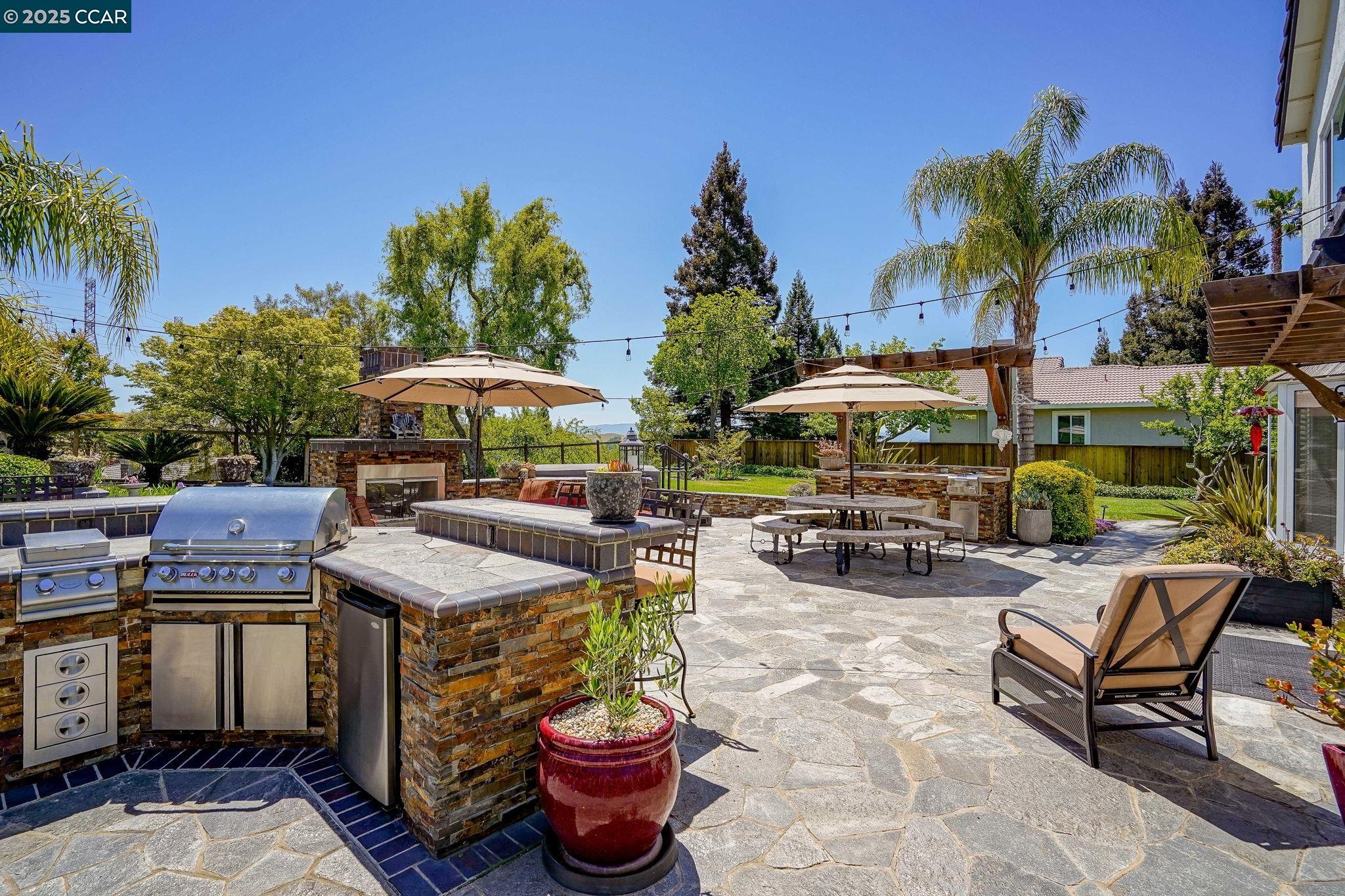 Detail Gallery Image 28 of 42 For 219 Nottingham Pl, Danville,  CA 94506 - 4 Beds | 3 Baths