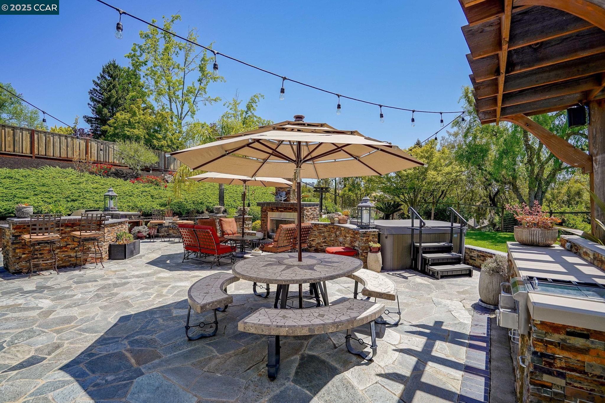 Detail Gallery Image 29 of 42 For 219 Nottingham Pl, Danville,  CA 94506 - 4 Beds | 3 Baths