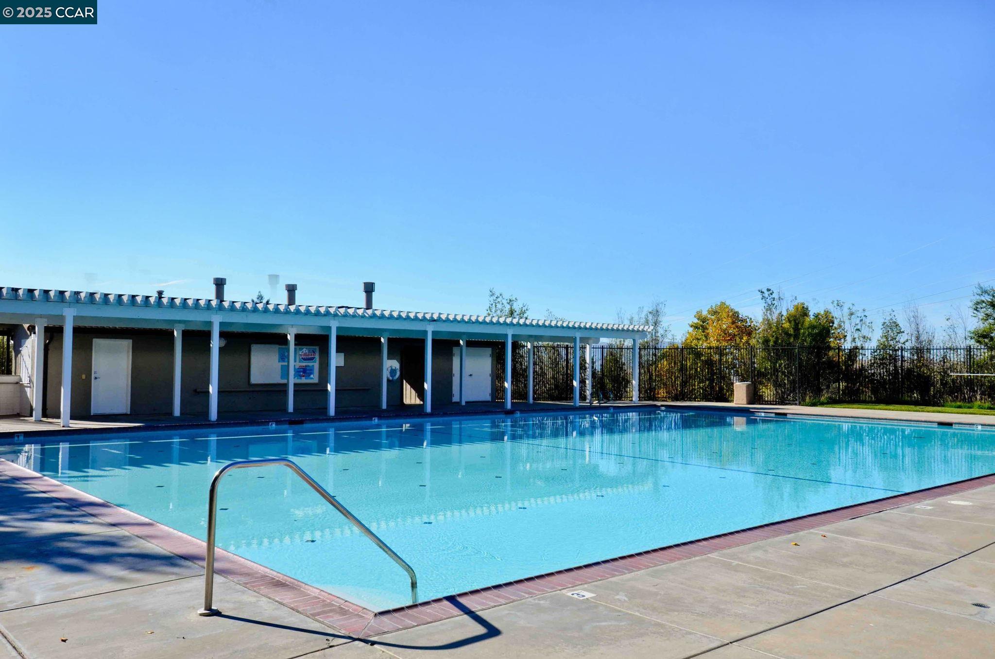 Detail Gallery Image 37 of 42 For 219 Nottingham Pl, Danville,  CA 94506 - 4 Beds | 3 Baths