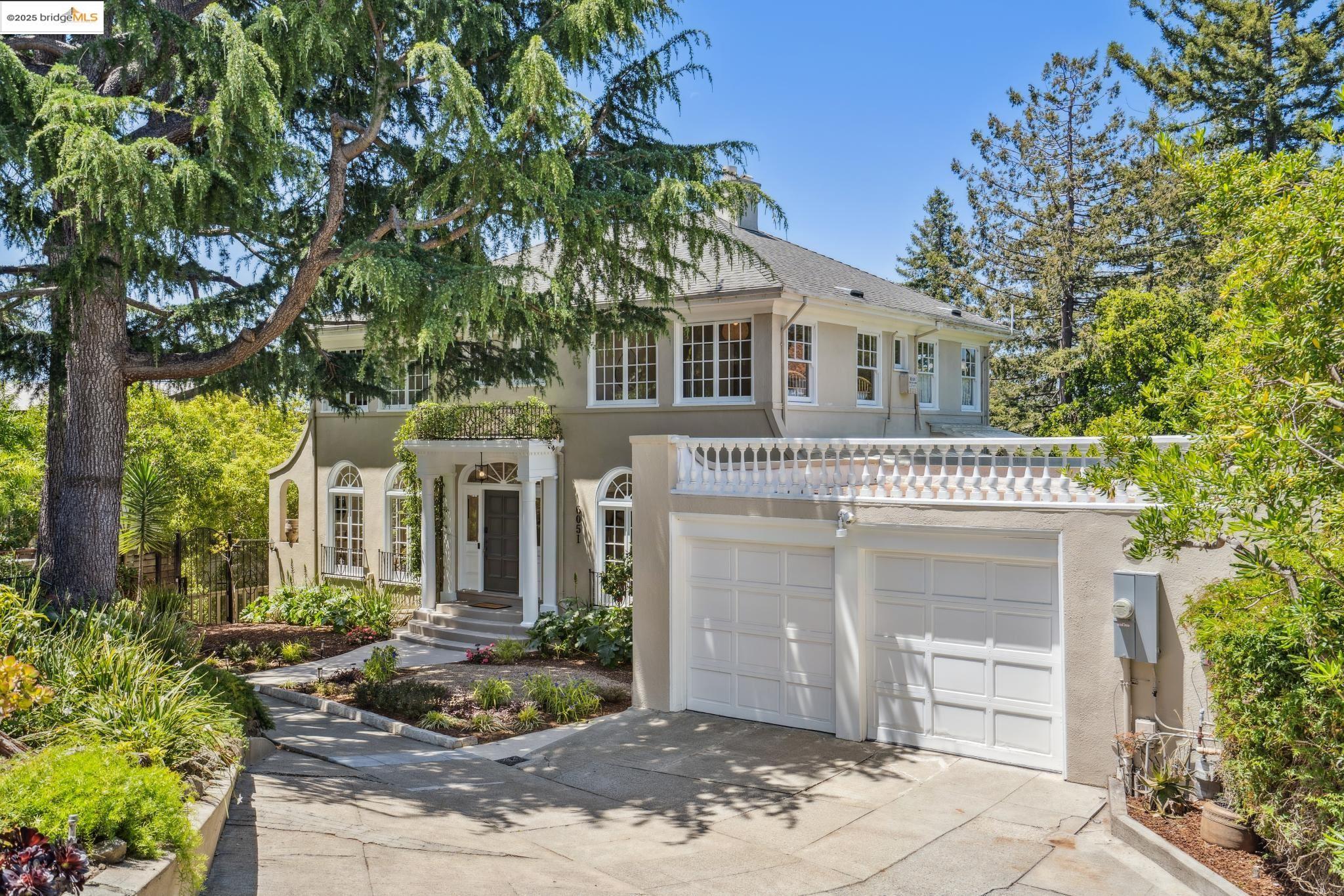 Detail Gallery Image 48 of 49 For 6051 Margarido Dr, Oakland,  CA 94618 - 5 Beds | 5/1 Baths
