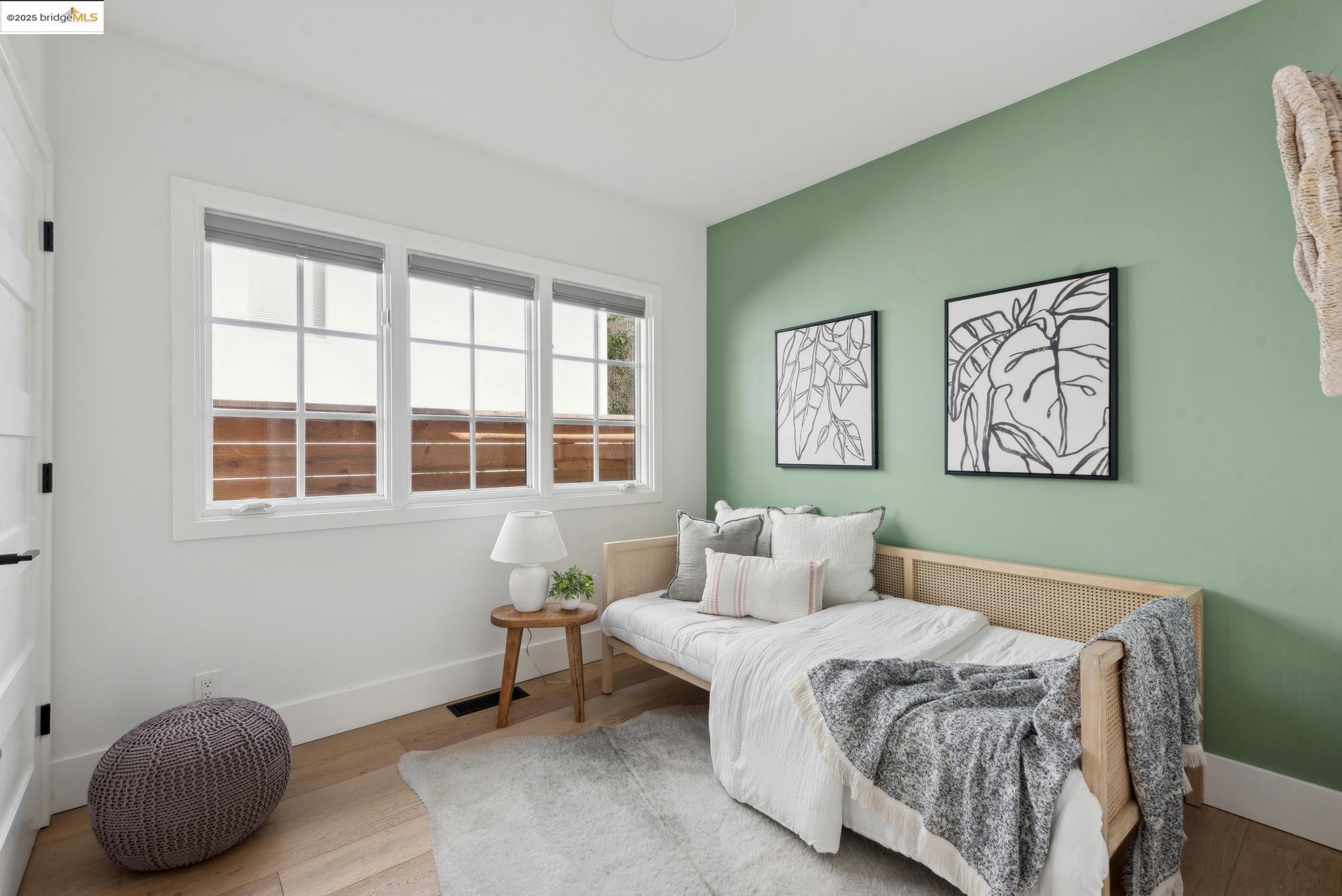 4825 Proctor Ave, Oakland, California 94618, 3 Bedrooms Bedrooms, 6 Rooms Rooms,2 BathroomsBathrooms,Residential,For Sale,4825 Proctor Ave,41097533