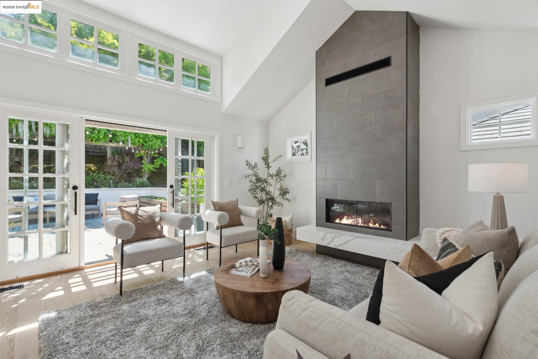 4825 Proctor Ave, Oakland, California 94618, 3 Bedrooms Bedrooms, 6 Rooms Rooms,2 BathroomsBathrooms,Residential,For Sale,4825 Proctor Ave,41097533