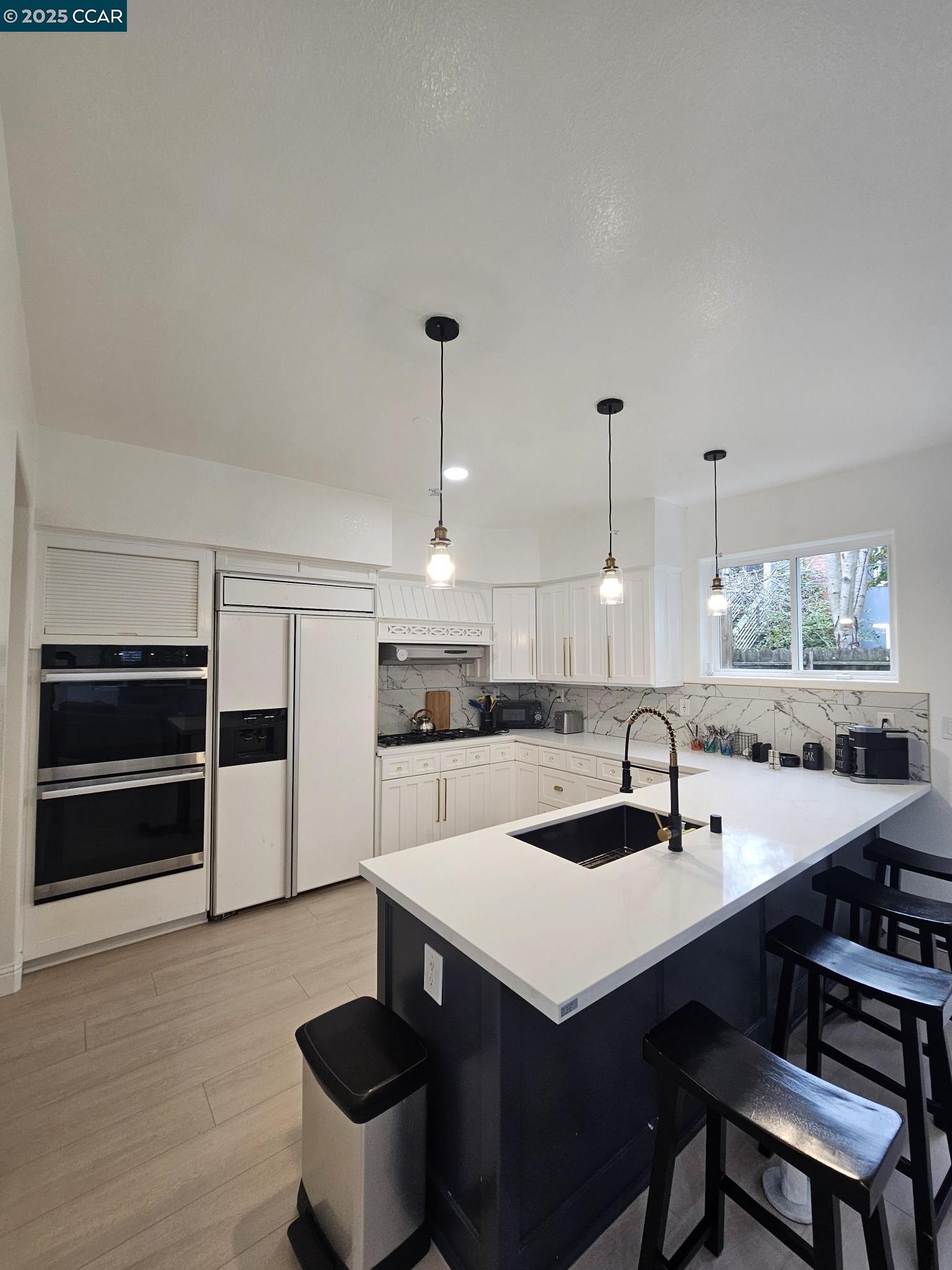 Detail Gallery Image 17 of 51 For 2785 Butters Dr, Oakland,  CA 94602 - 4 Beds | 3/1 Baths