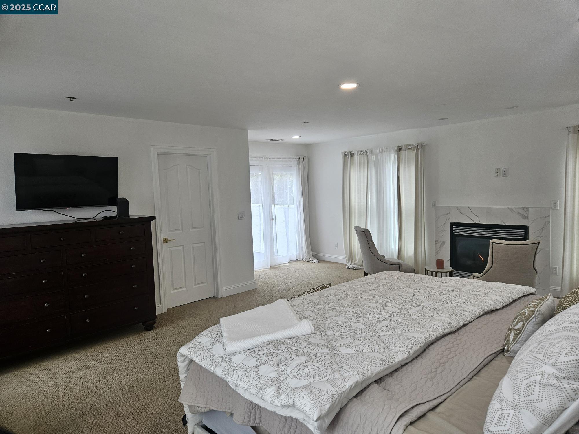 Detail Gallery Image 29 of 51 For 2785 Butters Dr, Oakland,  CA 94602 - 4 Beds | 3/1 Baths