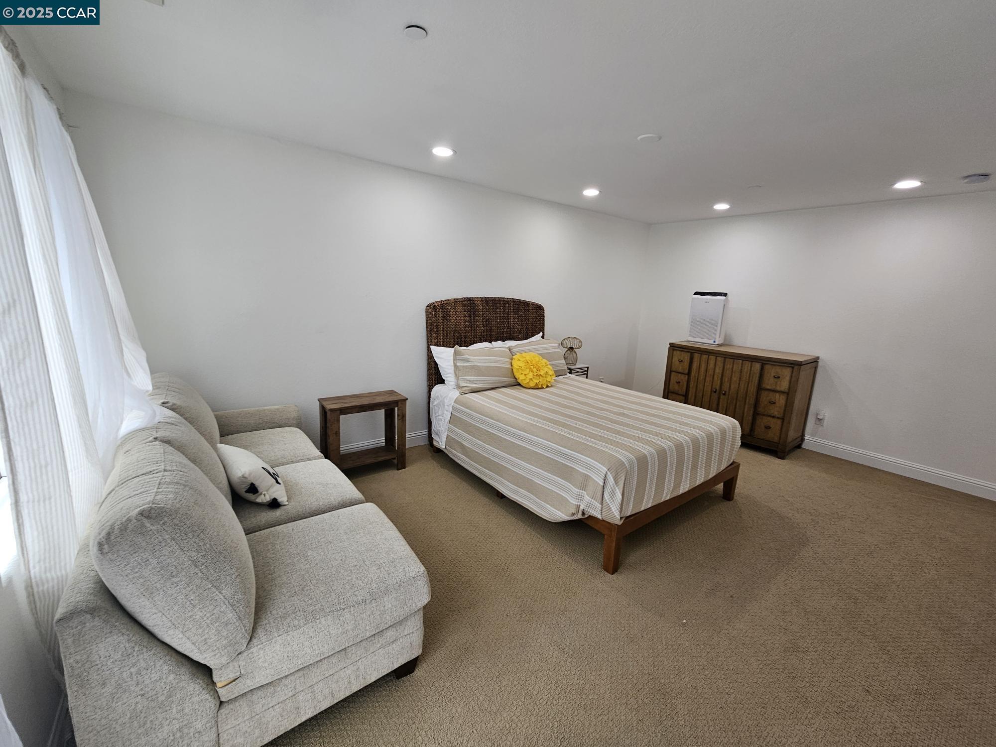 Detail Gallery Image 42 of 51 For 2785 Butters Dr, Oakland,  CA 94602 - 4 Beds | 3/1 Baths