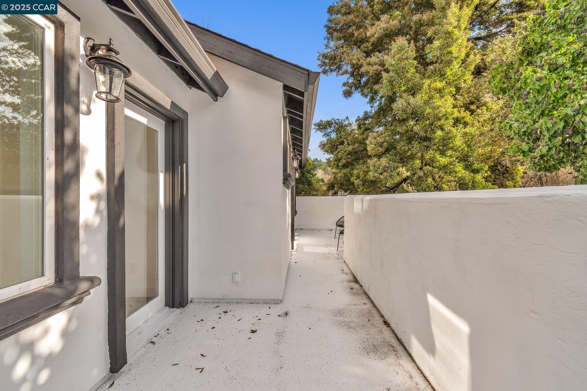 Detail Gallery Image 47 of 51 For 2785 Butters Dr, Oakland,  CA 94602 - 4 Beds | 3/1 Baths