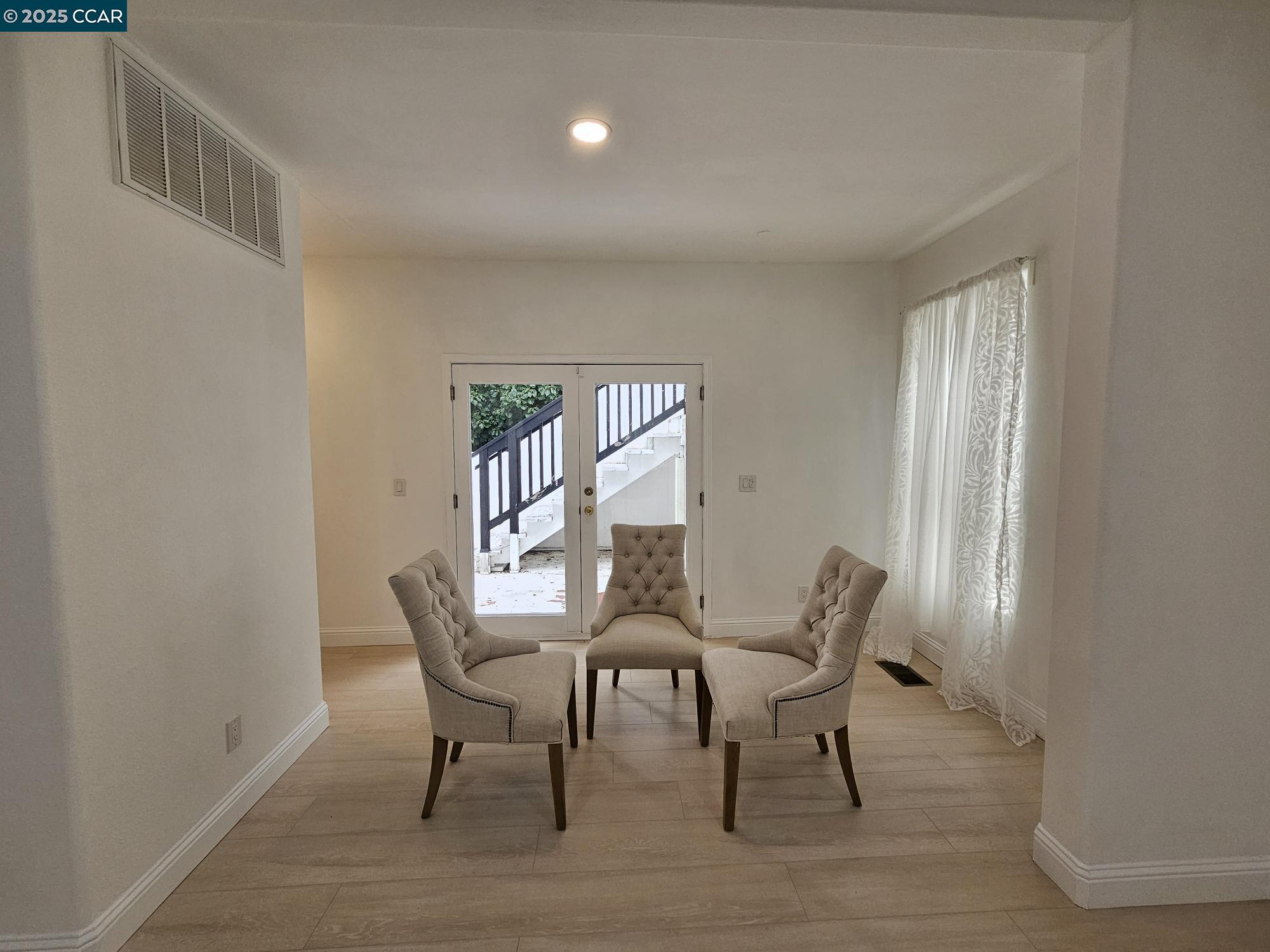Detail Gallery Image 10 of 51 For 2785 Butters Dr, Oakland,  CA 94602 - 4 Beds | 3/1 Baths