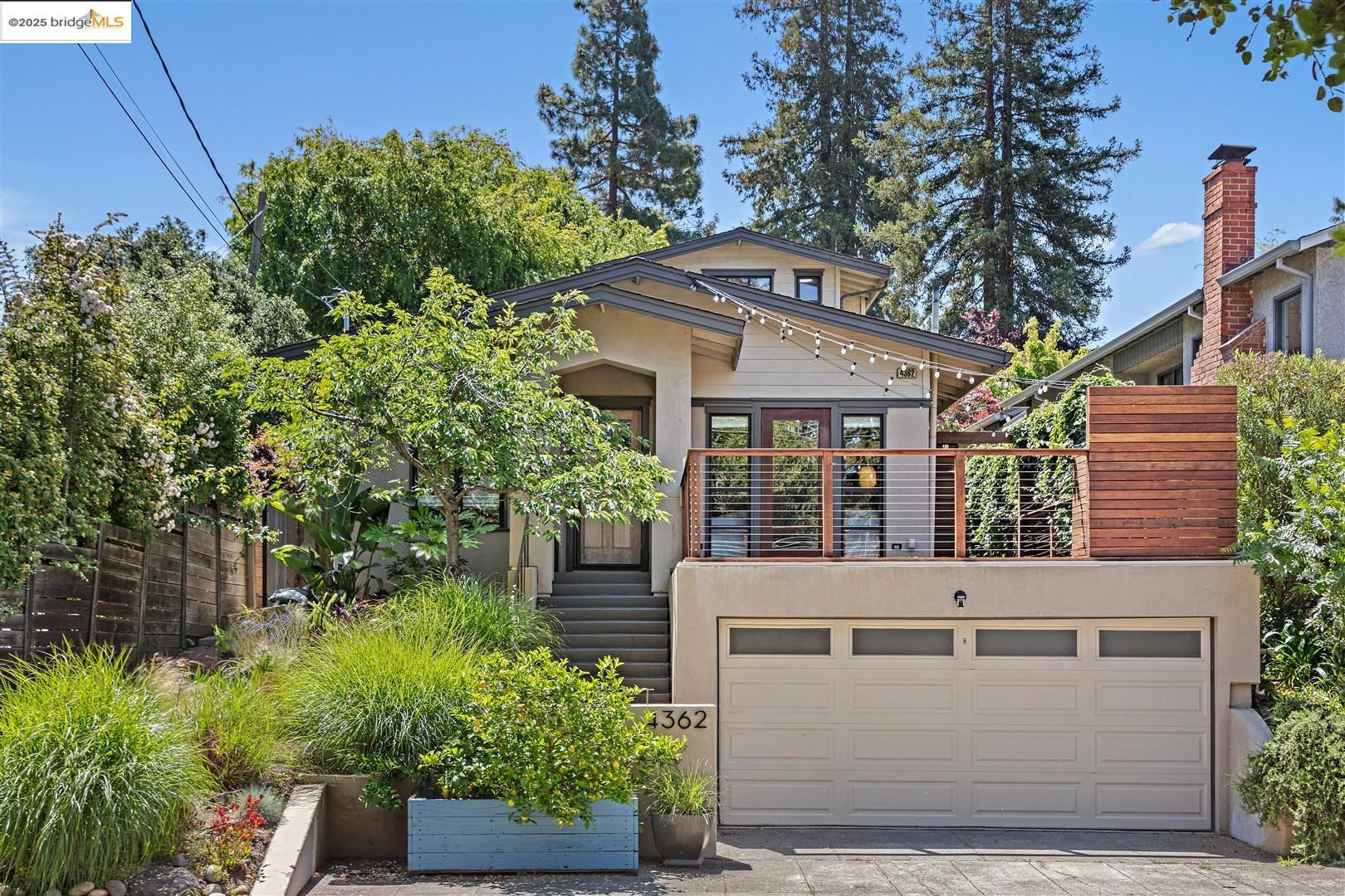 Detail Gallery Image 1 of 1 For 4362 Bennett Pl, Oakland,  CA 94602 - 4 Beds | 3 Baths