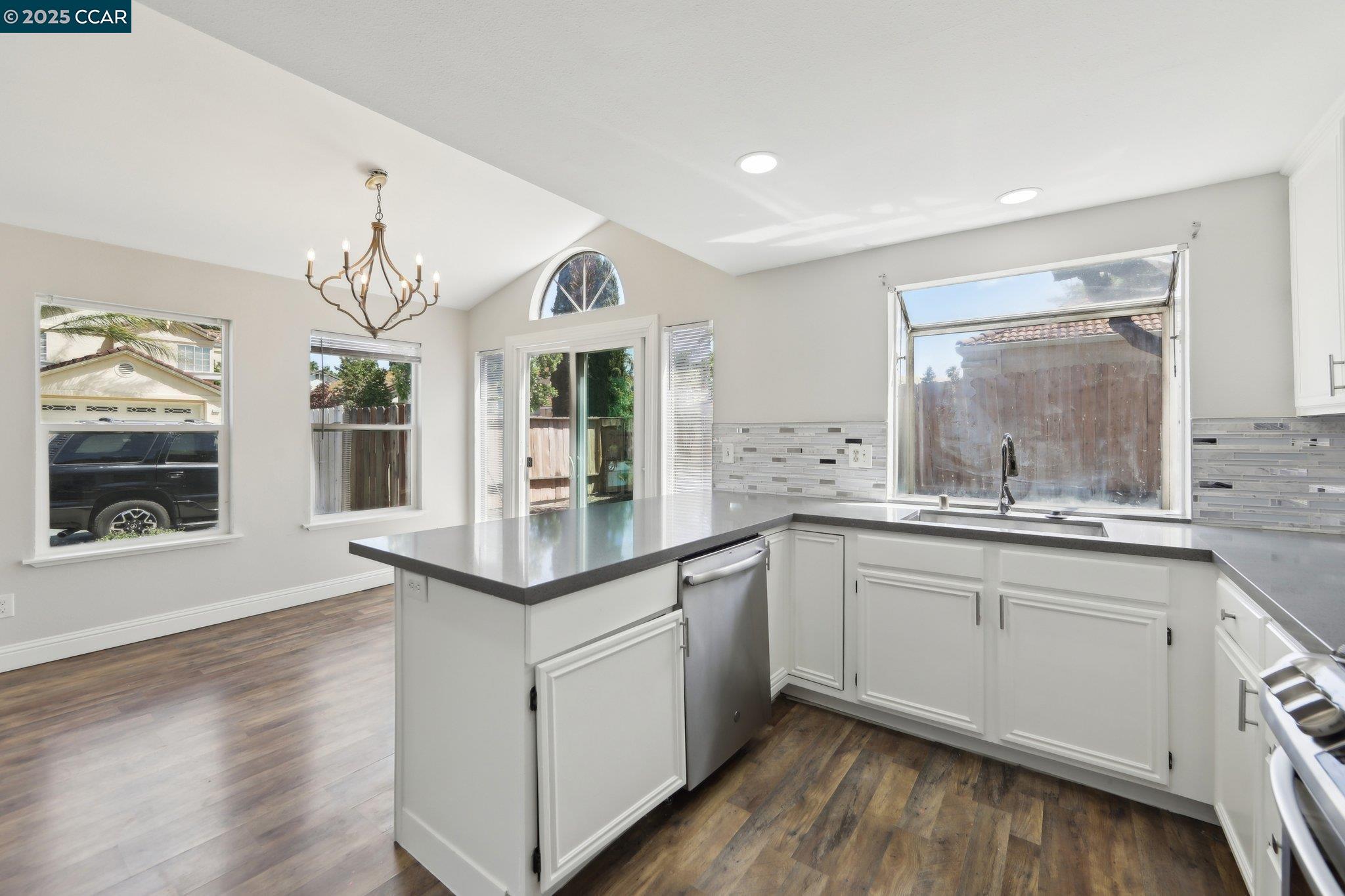 Detail Gallery Image 21 of 36 For 4464 Pampas Cir, Antioch,  CA 94531 - 3 Beds | 2 Baths