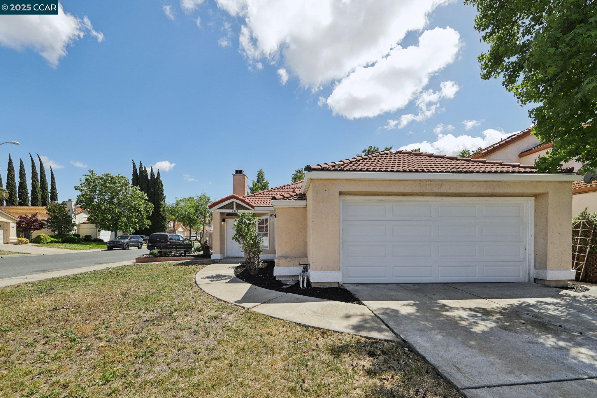 Detail Gallery Image 5 of 36 For 4464 Pampas Cir, Antioch,  CA 94531 - 3 Beds | 2 Baths