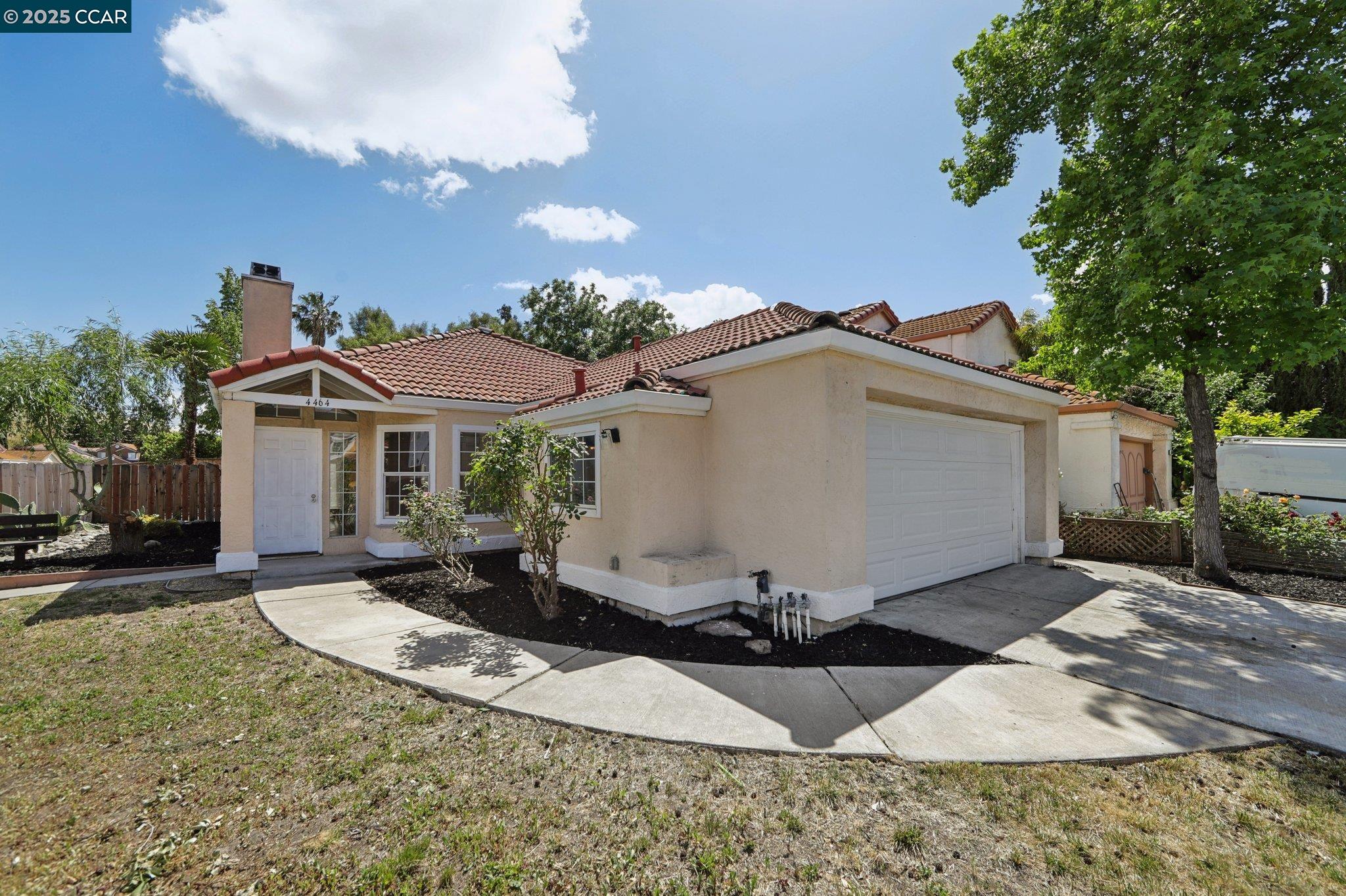 Detail Gallery Image 8 of 36 For 4464 Pampas Cir, Antioch,  CA 94531 - 3 Beds | 2 Baths