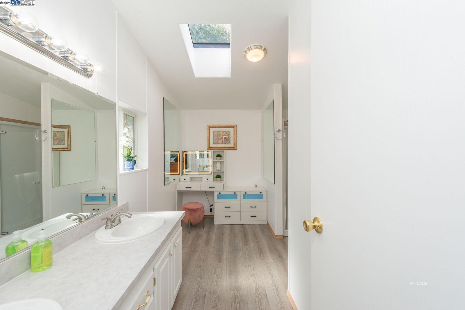 Detail Gallery Image 18 of 50 For 430 Bridge Rd, Douglas City,  CA 96024 - 3 Beds | 2 Baths