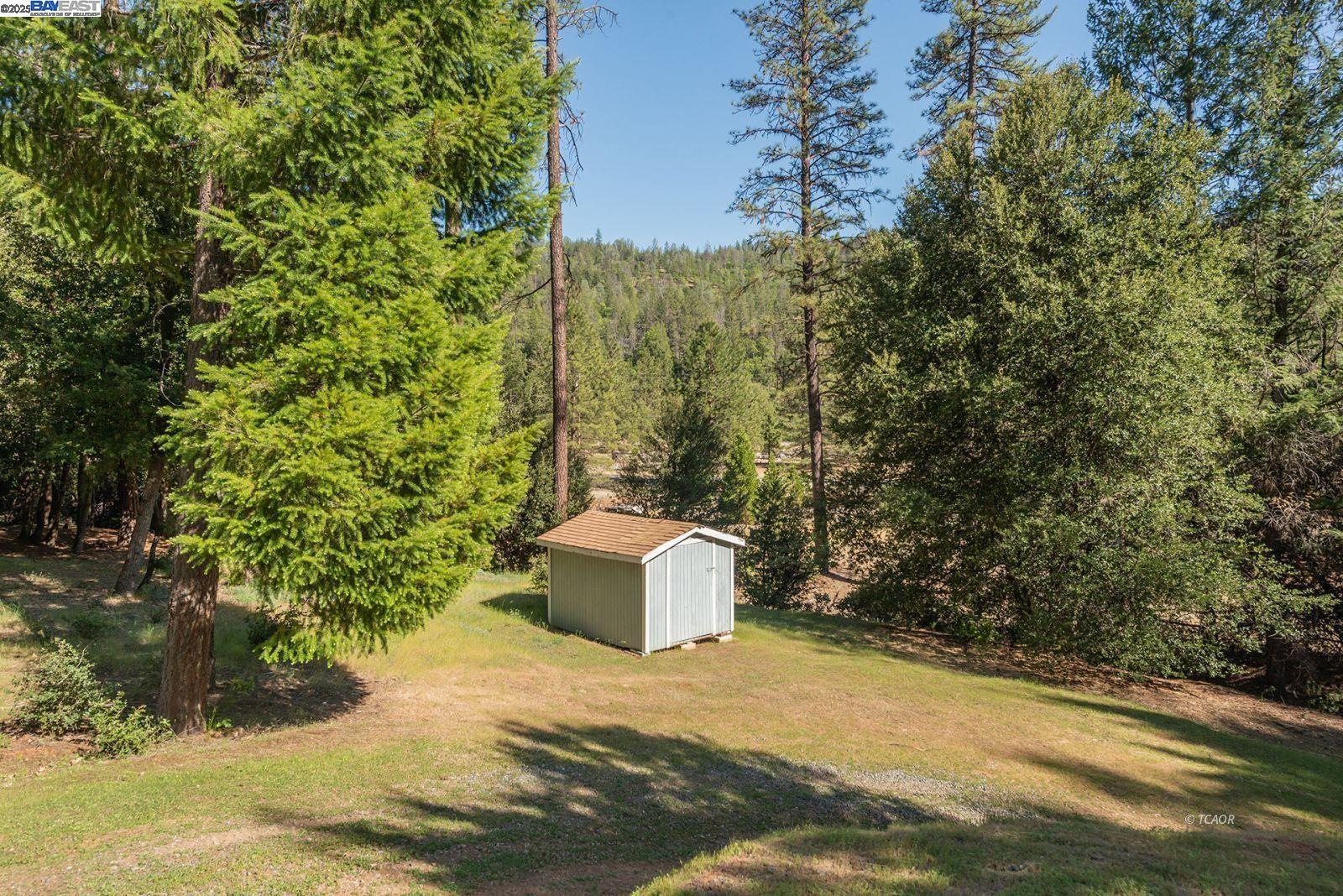 Detail Gallery Image 34 of 50 For 430 Bridge Rd, Douglas City,  CA 96024 - 3 Beds | 2 Baths