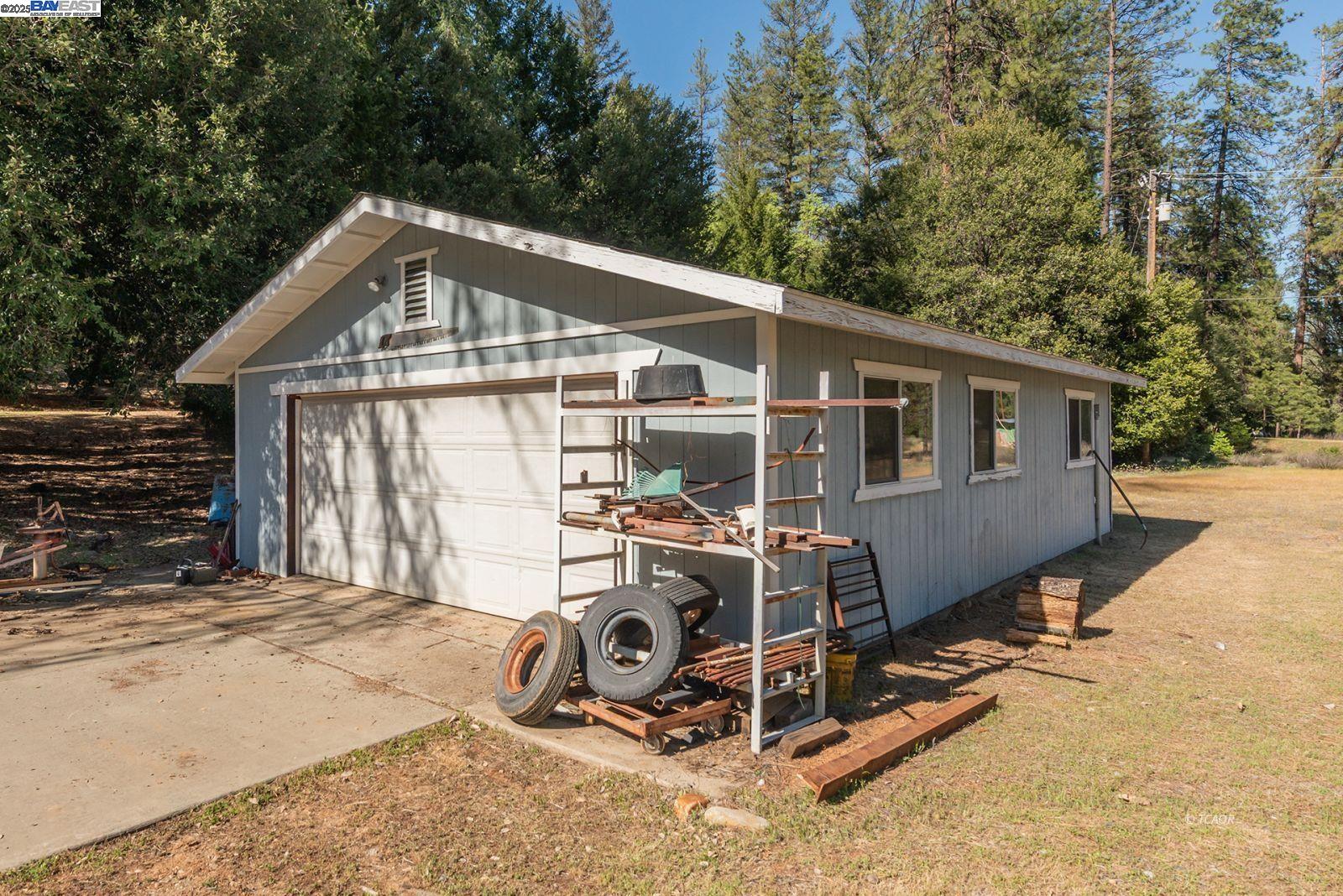Detail Gallery Image 36 of 50 For 430 Bridge Rd, Douglas City,  CA 96024 - 3 Beds | 2 Baths