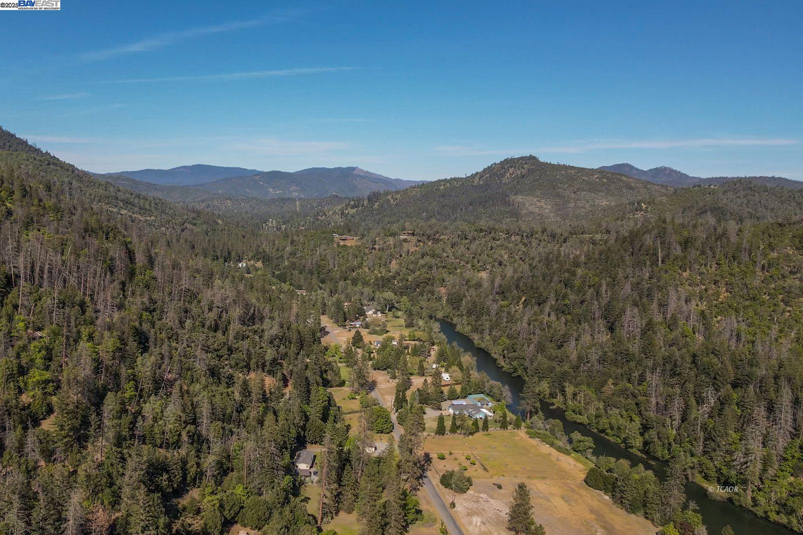 Detail Gallery Image 38 of 50 For 430 Bridge Rd, Douglas City,  CA 96024 - 3 Beds | 2 Baths