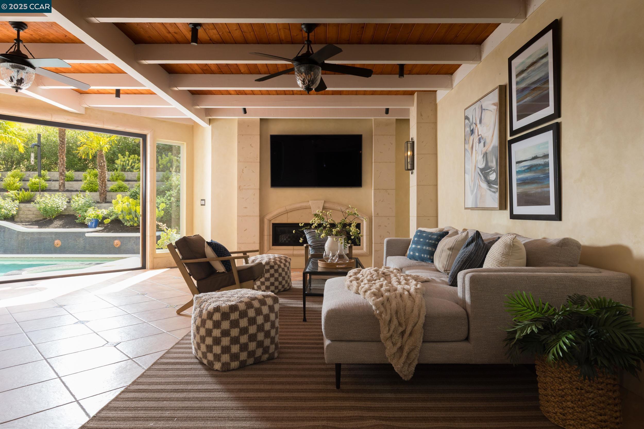 Detail Gallery Image 18 of 60 For 5427 Blackhawk Dr, Danville,  CA 94506 - 5 Beds | 4/1 Baths