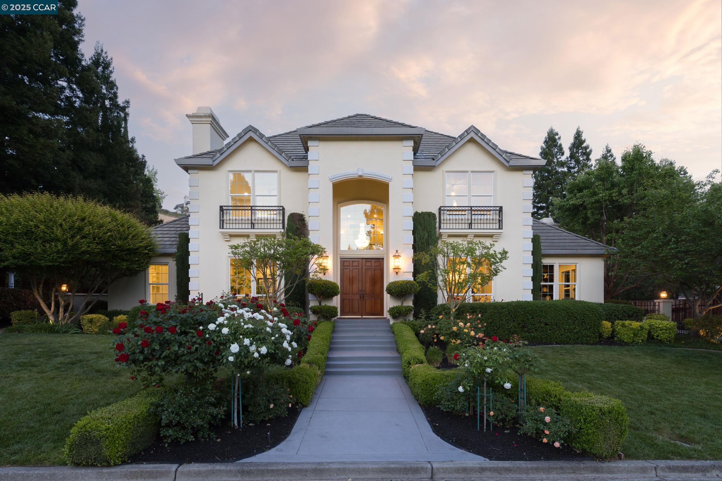 Detail Gallery Image 3 of 60 For 5427 Blackhawk Dr, Danville,  CA 94506 - 5 Beds | 4/1 Baths