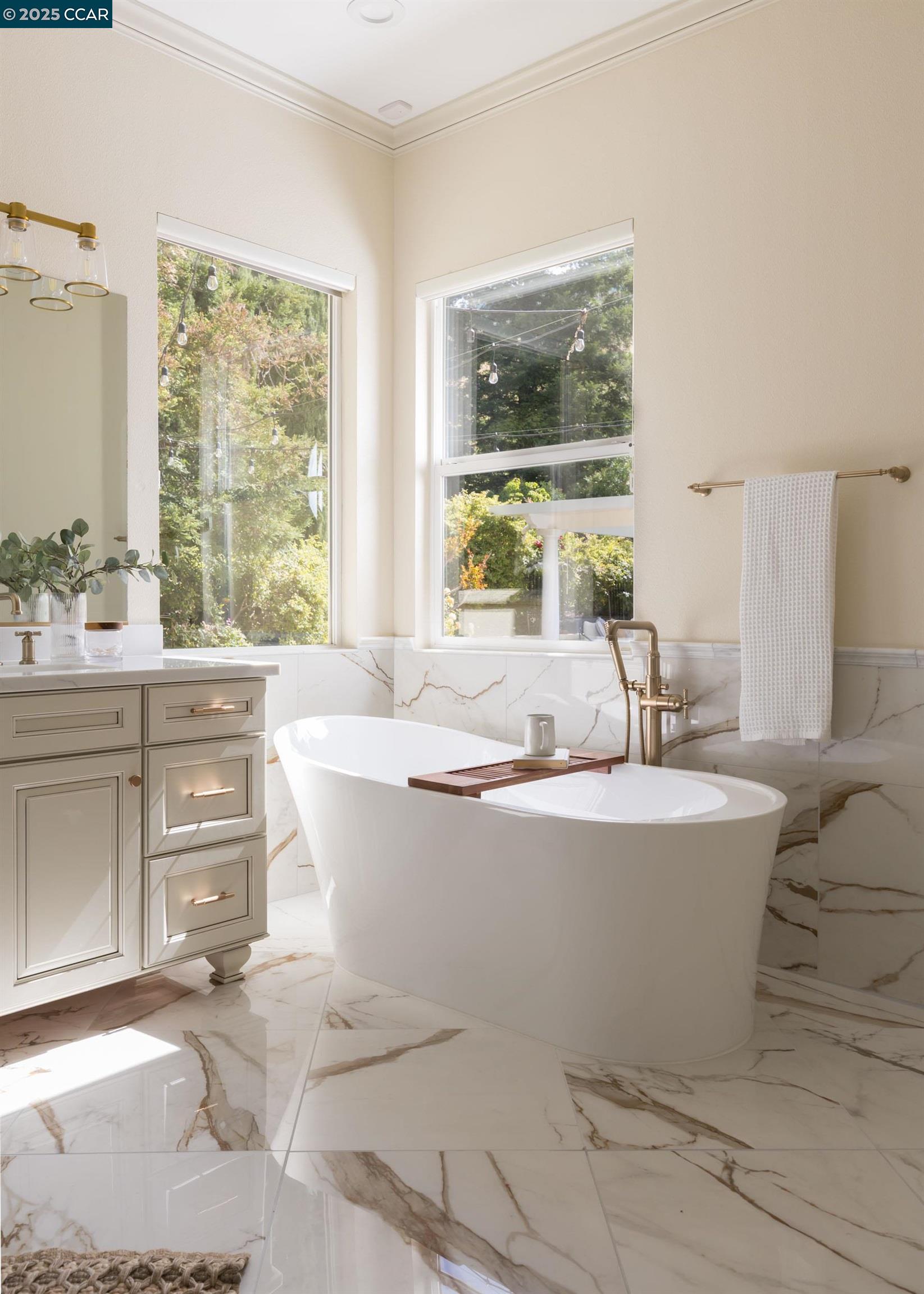 Detail Gallery Image 30 of 60 For 5427 Blackhawk Dr, Danville,  CA 94506 - 5 Beds | 4/1 Baths