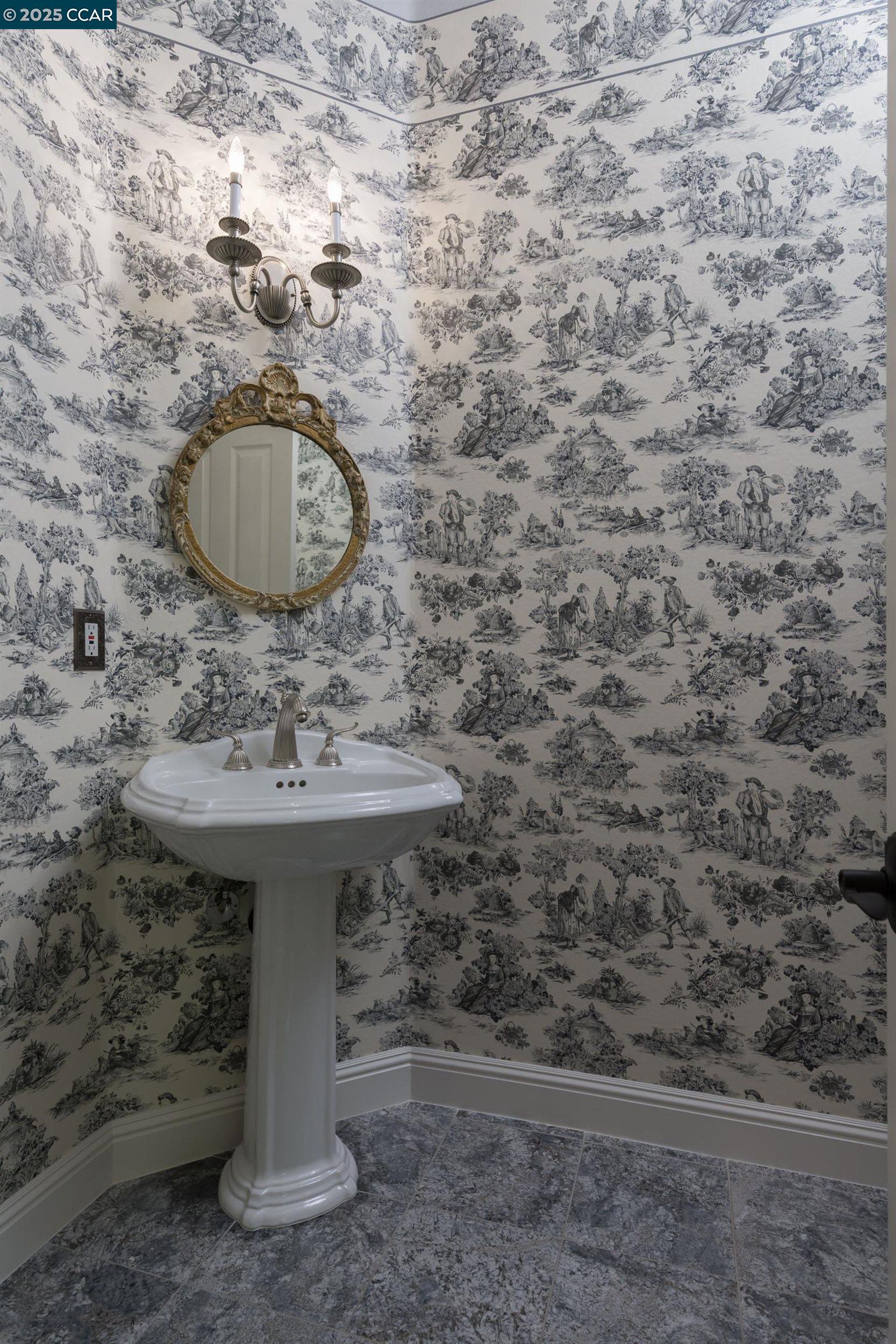 Detail Gallery Image 38 of 60 For 5427 Blackhawk Dr, Danville,  CA 94506 - 5 Beds | 4/1 Baths