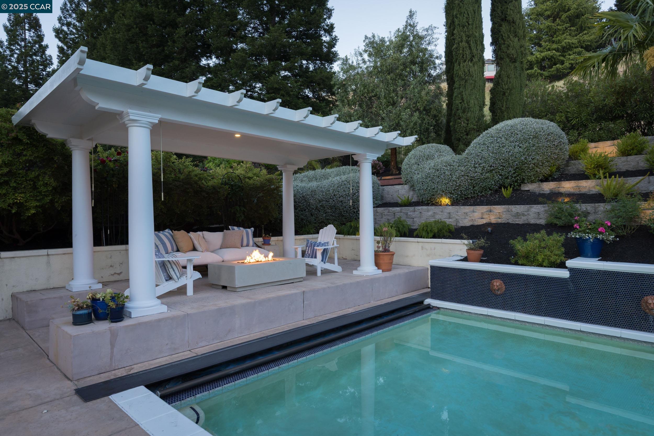 Detail Gallery Image 41 of 60 For 5427 Blackhawk Dr, Danville,  CA 94506 - 5 Beds | 4/1 Baths