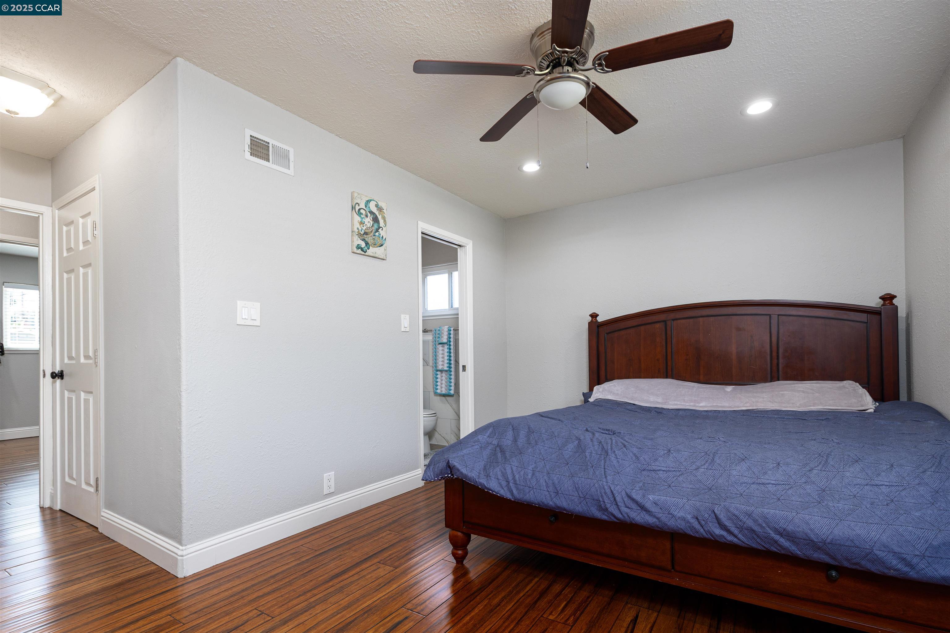 Detail Gallery Image 11 of 34 For 4852 Regents Park Ln, Fremont,  CA 94538 - 3 Beds | 2 Baths