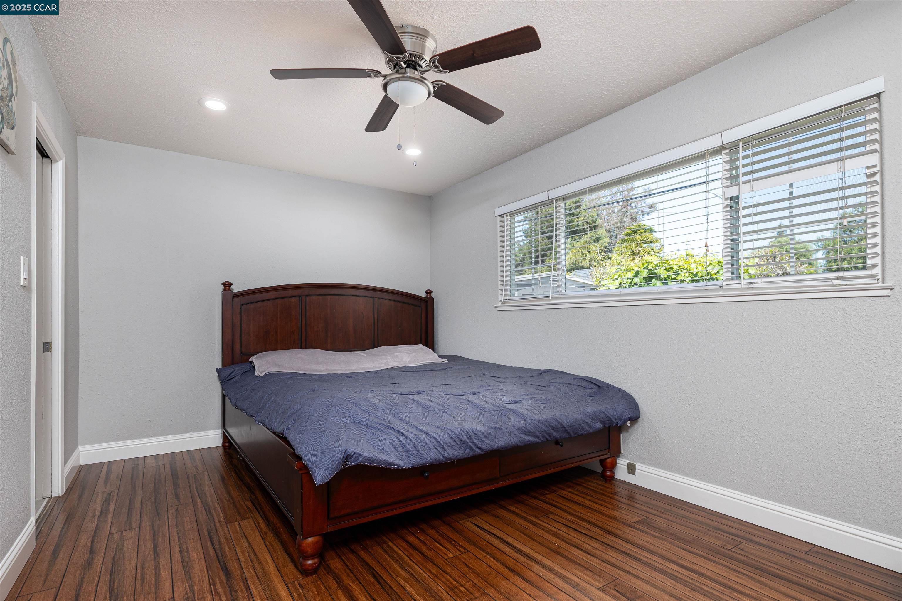 Detail Gallery Image 12 of 34 For 4852 Regents Park Ln, Fremont,  CA 94538 - 3 Beds | 2 Baths